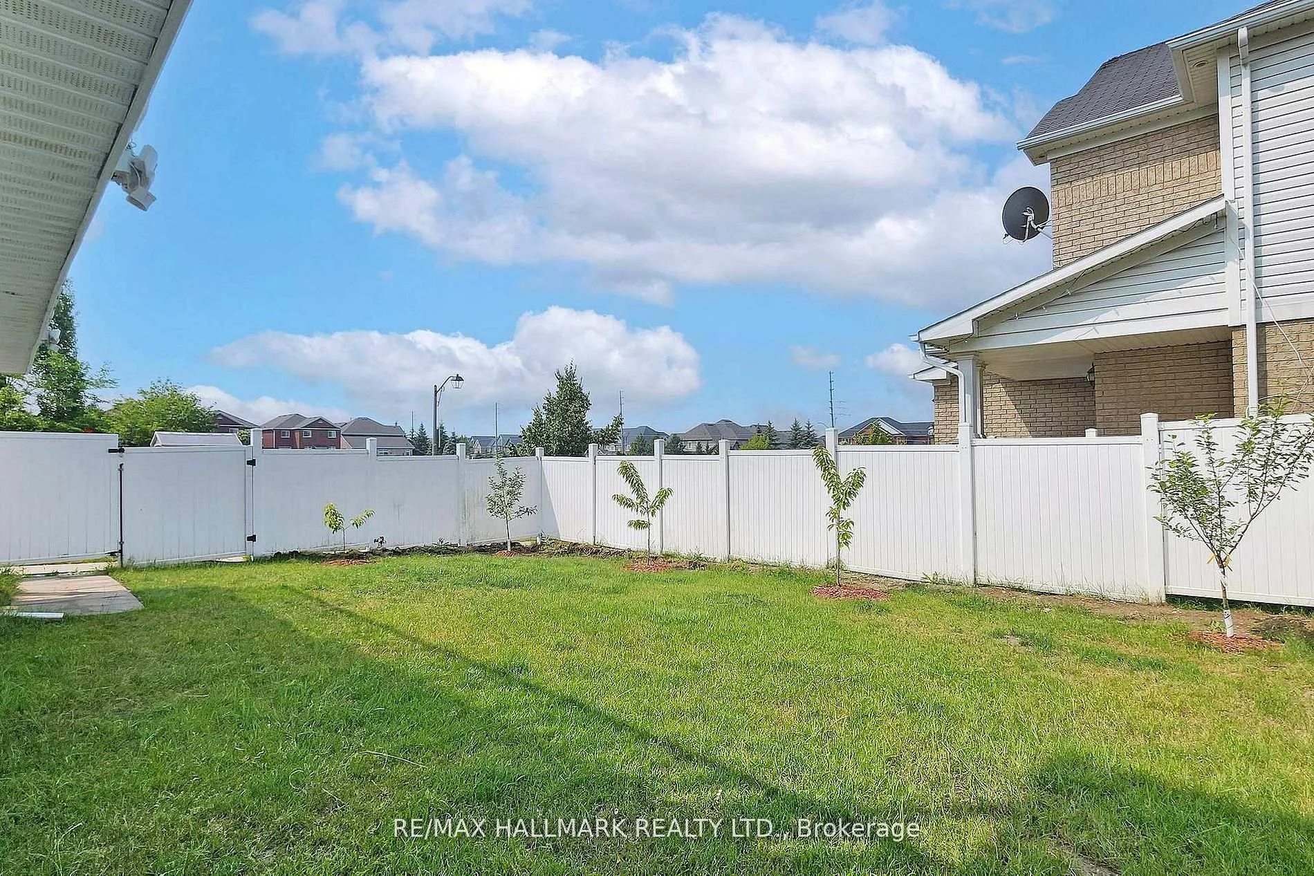 Photo 25 of Unit BSMT, 1052 Eagle Ridge Drive, Oshawa, Taunton — HOMEH