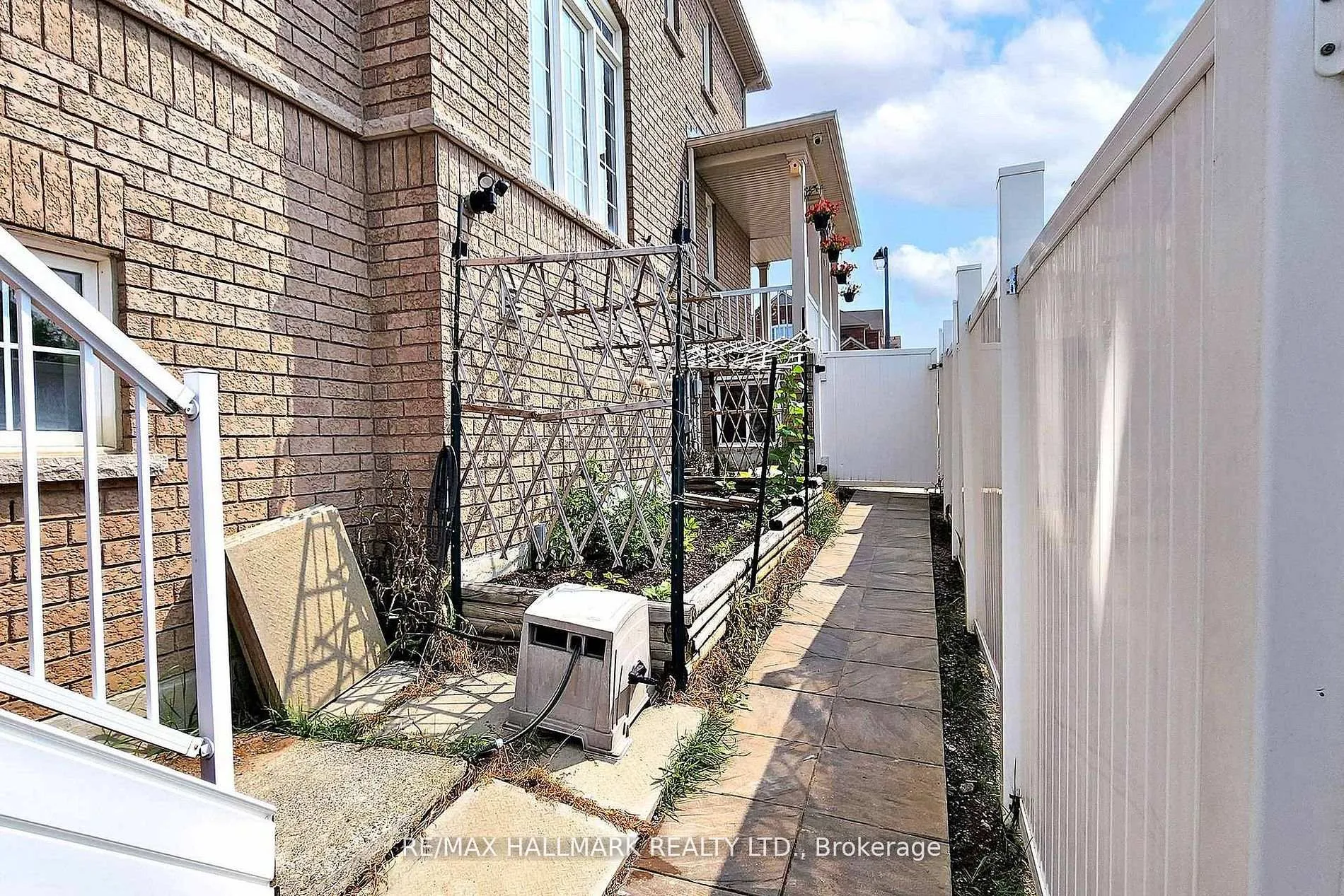 Photo 26 of Unit BSMT, 1052 Eagle Ridge Drive, Oshawa, Taunton — HOMEH