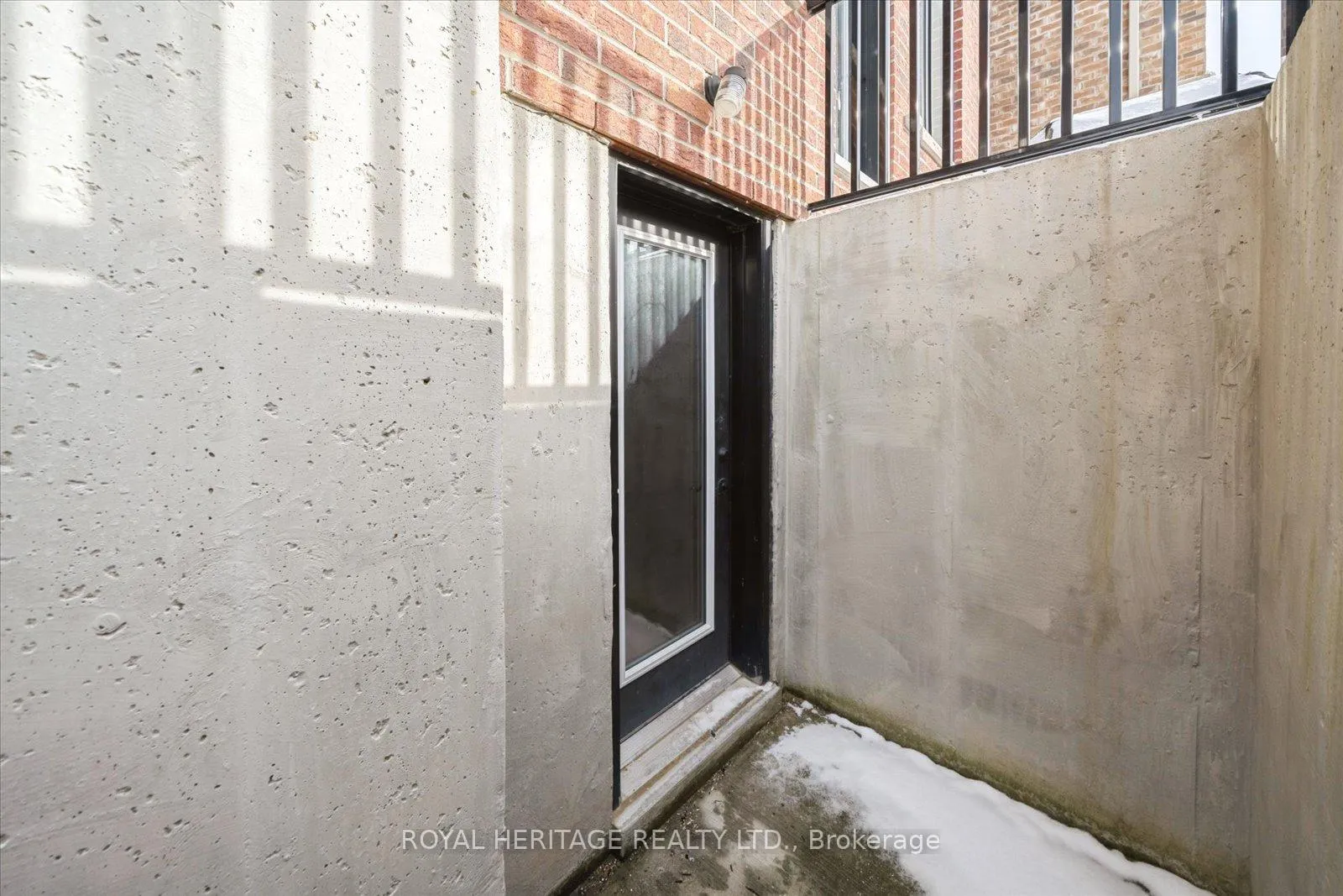 Photo 4 of 57 Marcel Brunelle Drive, Whitby, Williamsburg — HOMEH