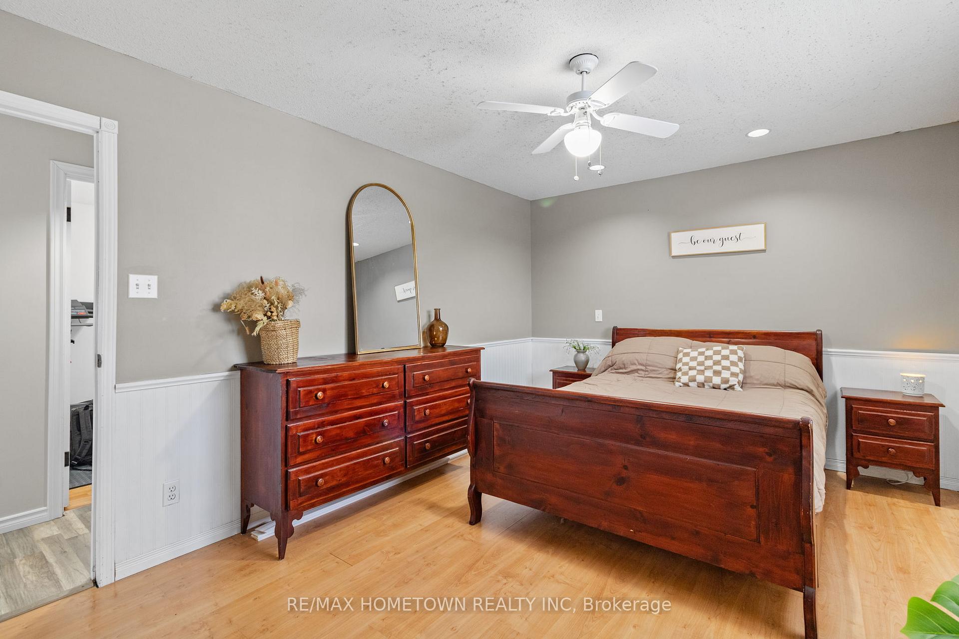Photo 18 of 916 George Street, Edwardsburgh/Cardinal, Town of Cardinal — HOMEH