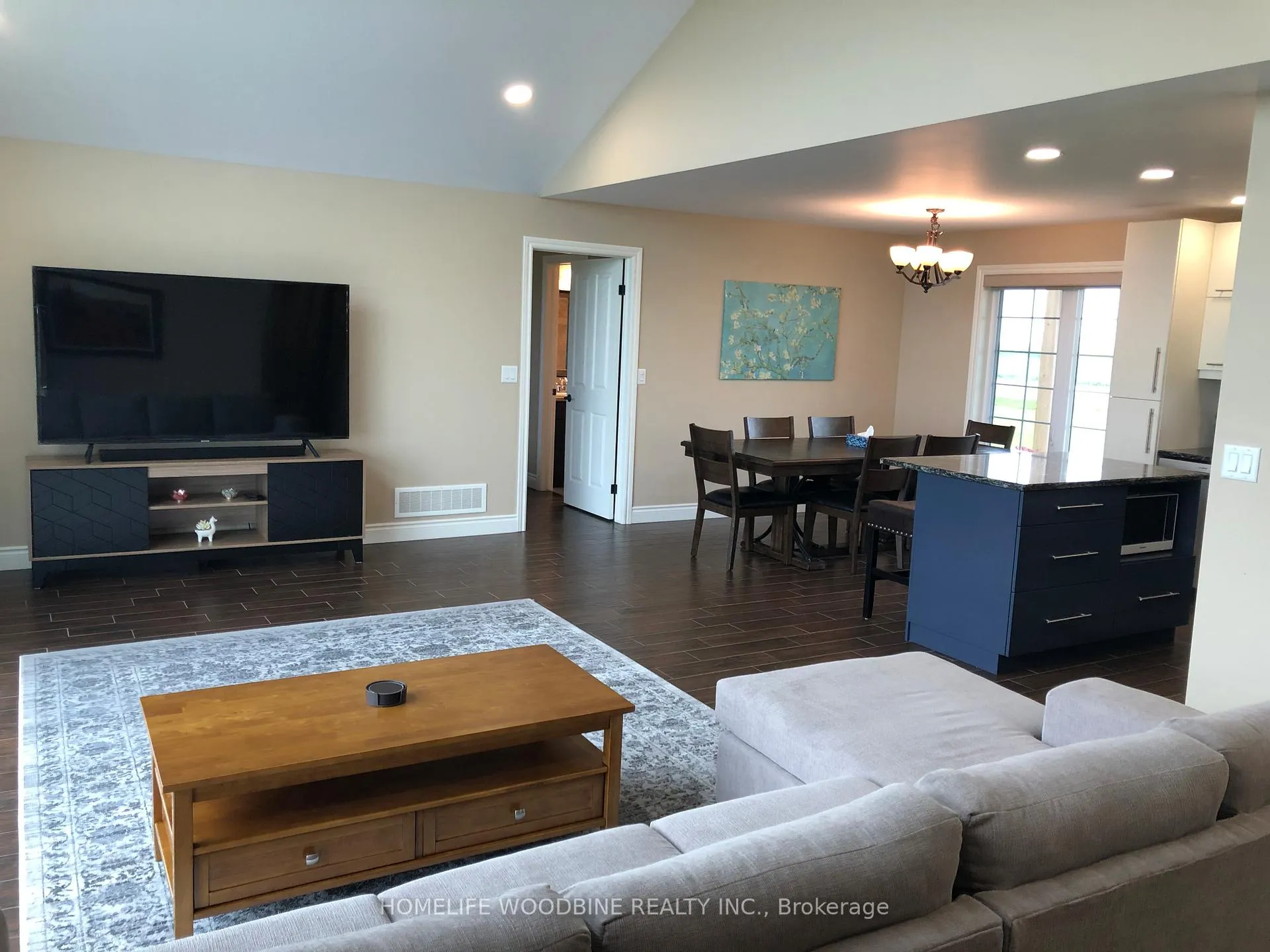 Photo 3 of 4736 Talbot Trail, Chatham-Kent, Romney — HOMEH