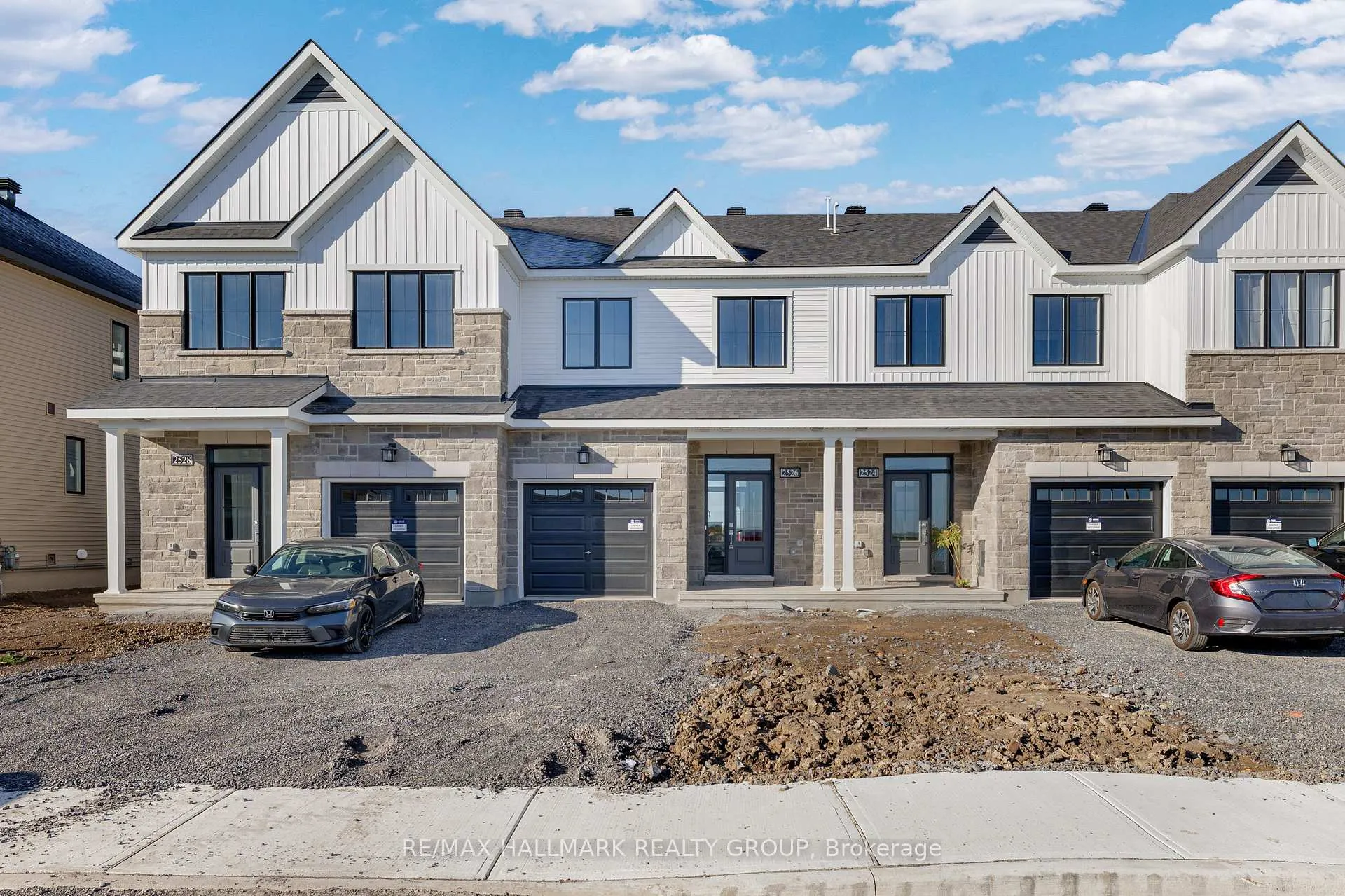 Photo 1 of 2526 Esprit Drive, Ottawa, Avalon East — HOMEH