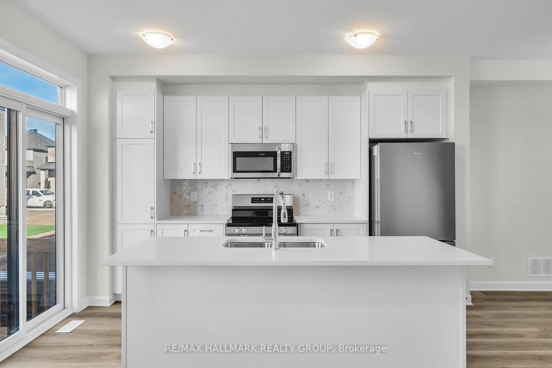 Photo 6 of 2526 Esprit Drive, Ottawa, Avalon East — HOMEH