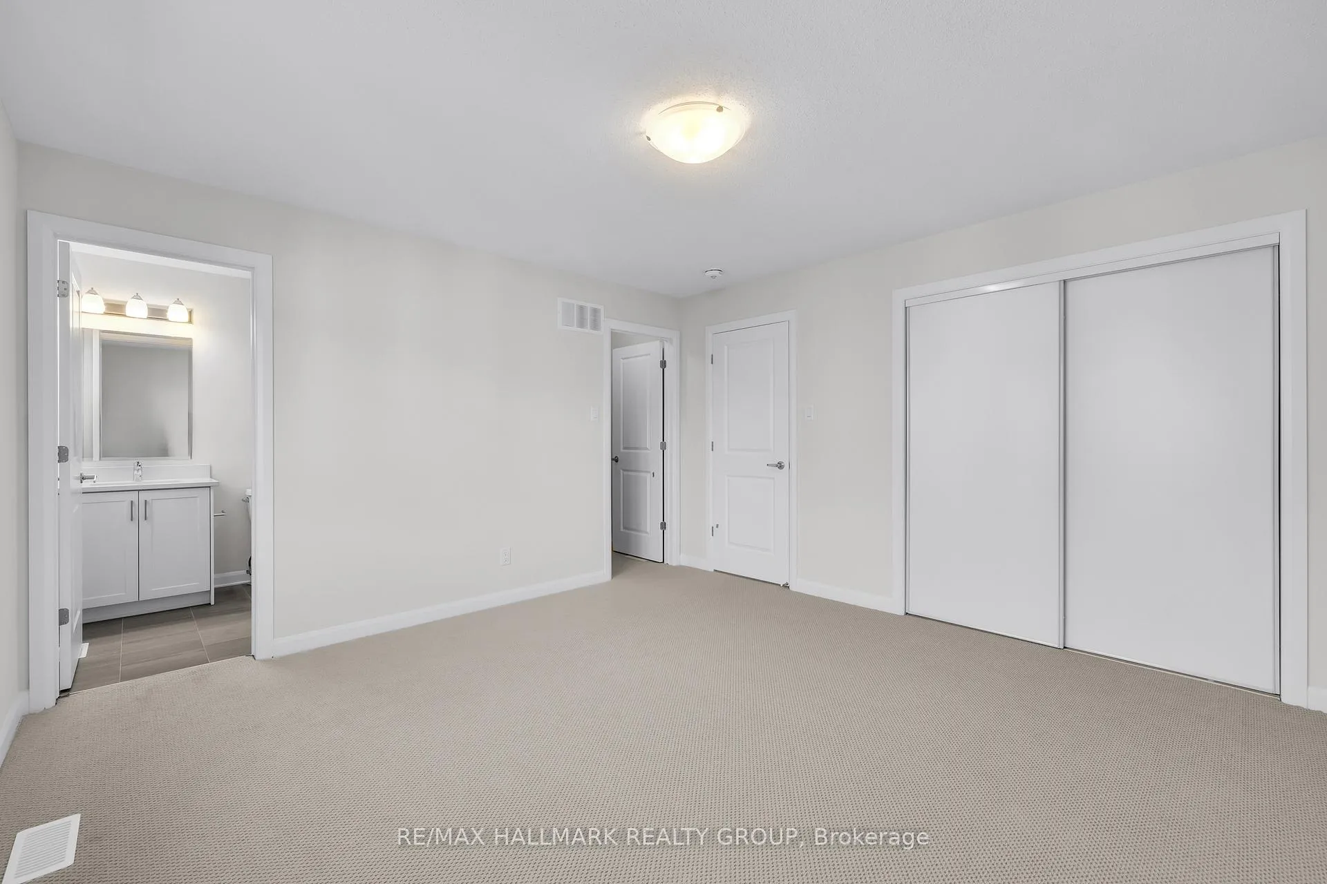 Photo 16 of 2526 Esprit Drive, Ottawa, Avalon East — HOMEH