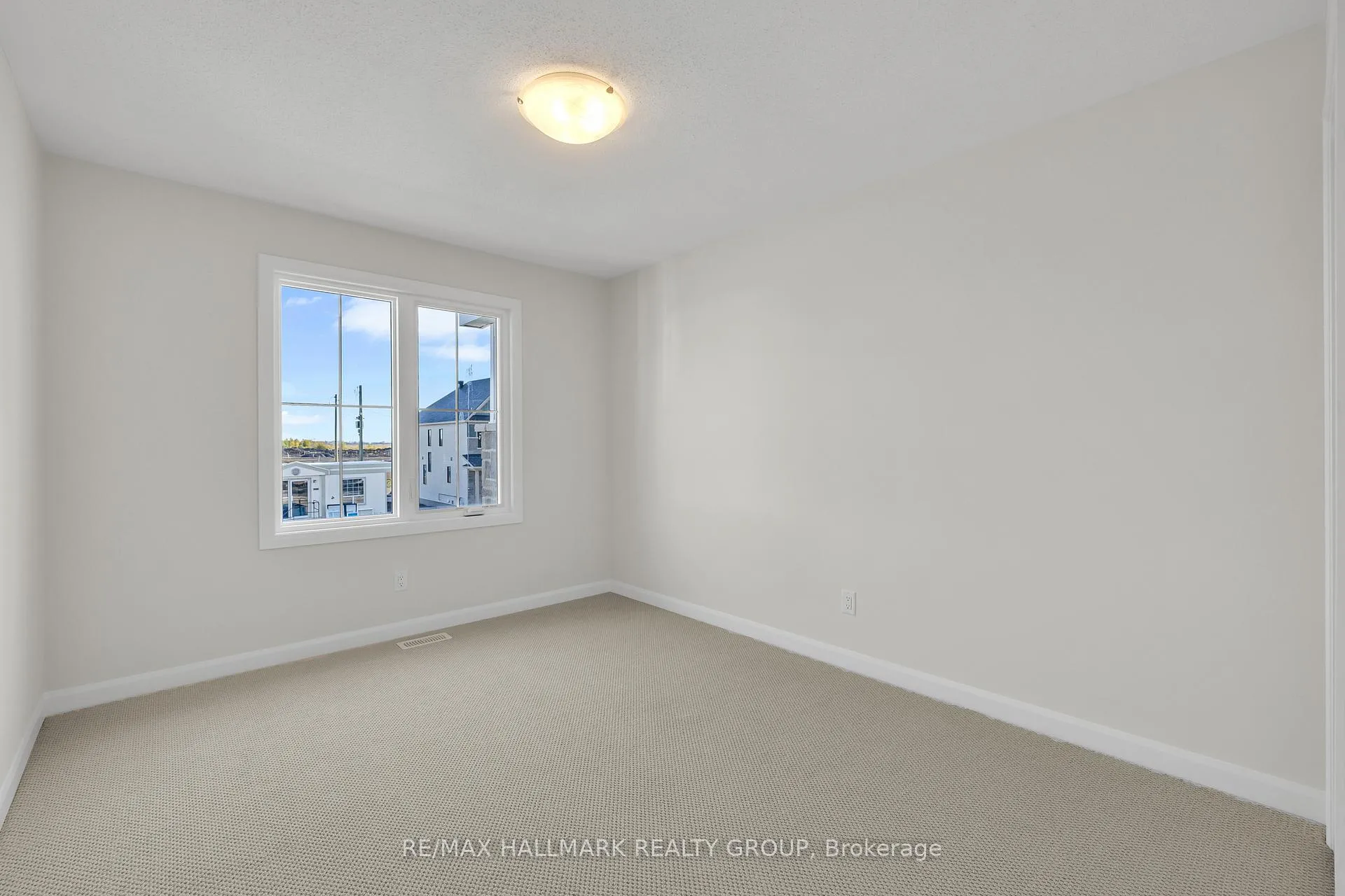Photo 19 of 2526 Esprit Drive, Ottawa, Avalon East — HOMEH