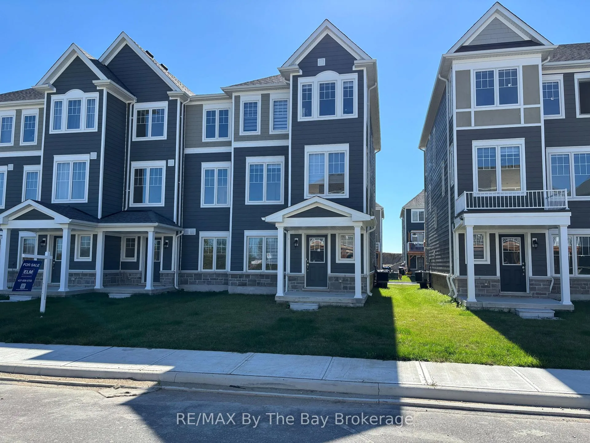 Photo 1 of 103 Surf Drive, Wasaga Beach — HOMEH