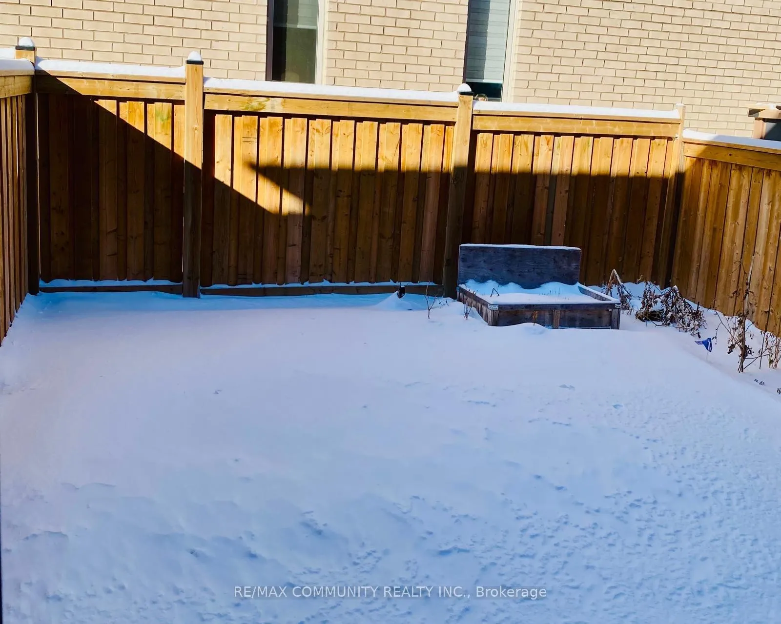 Photo 8 of 1163 Enchanted Crescent, Pickering, Rural Pickering — HOMEH