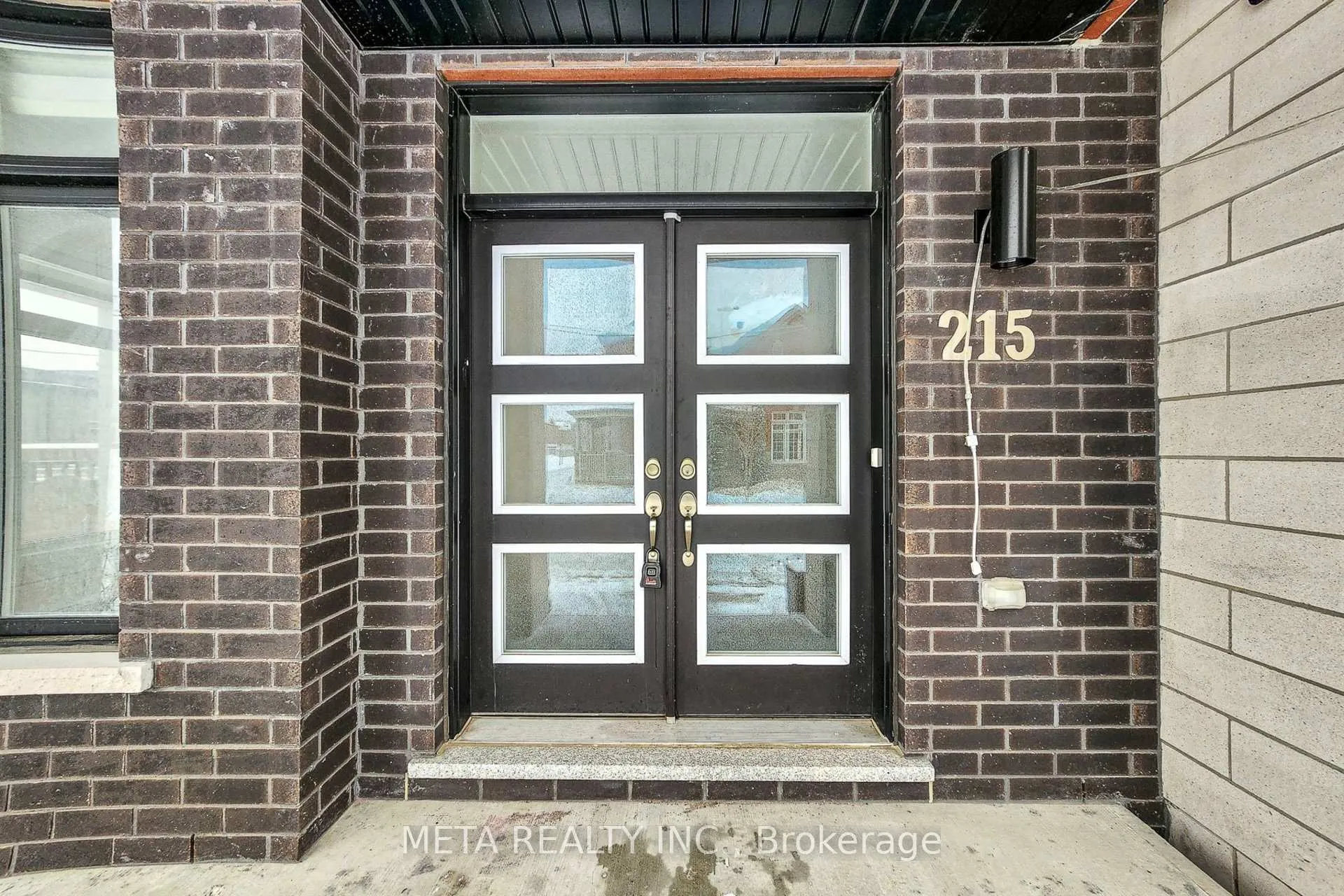 Photo 3 of 215 Webb Street, Markham, Cornell — HOMEH
