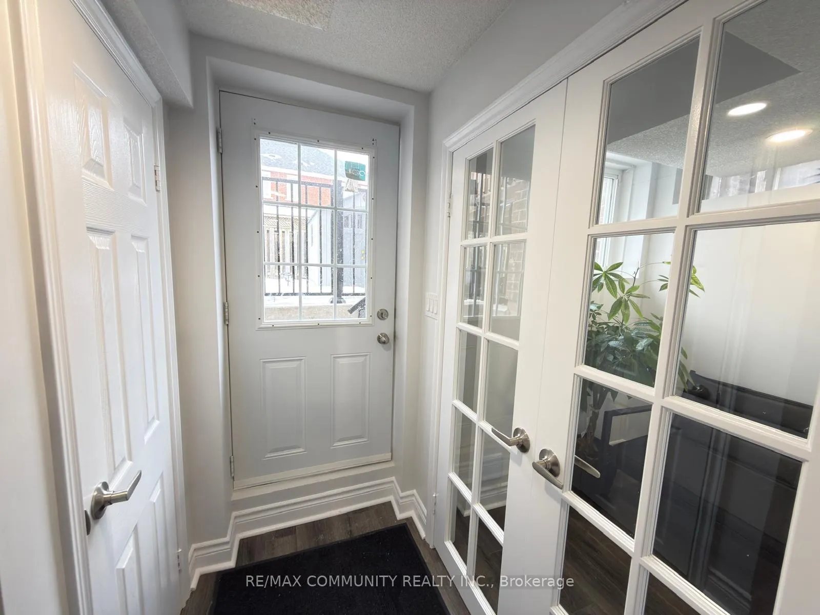 Photo 3 of 25 Freer Crescent, Ajax, Northwest Ajax — HOMEH