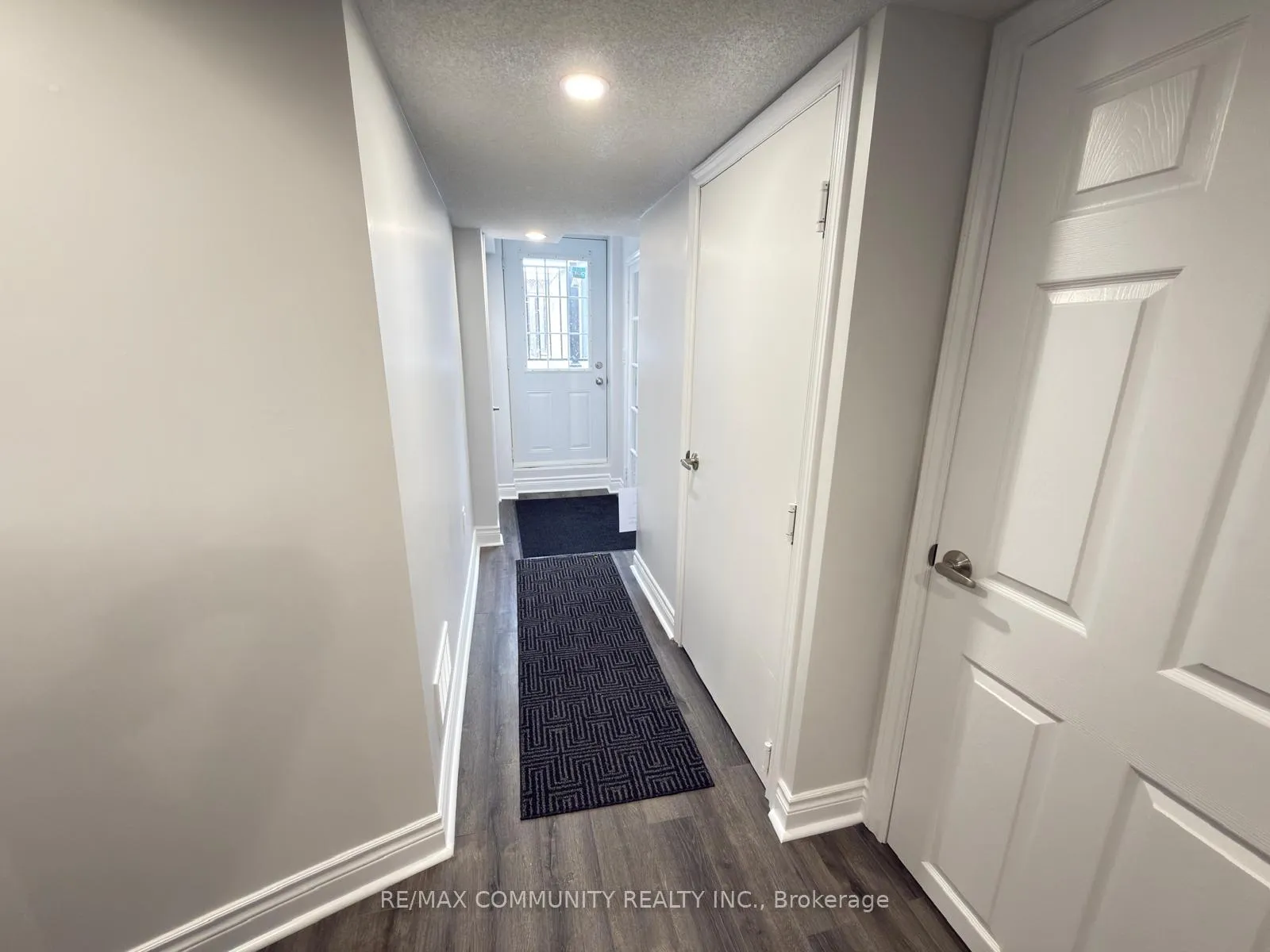 Photo 13 of 25 Freer Crescent, Ajax, Northwest Ajax — HOMEH