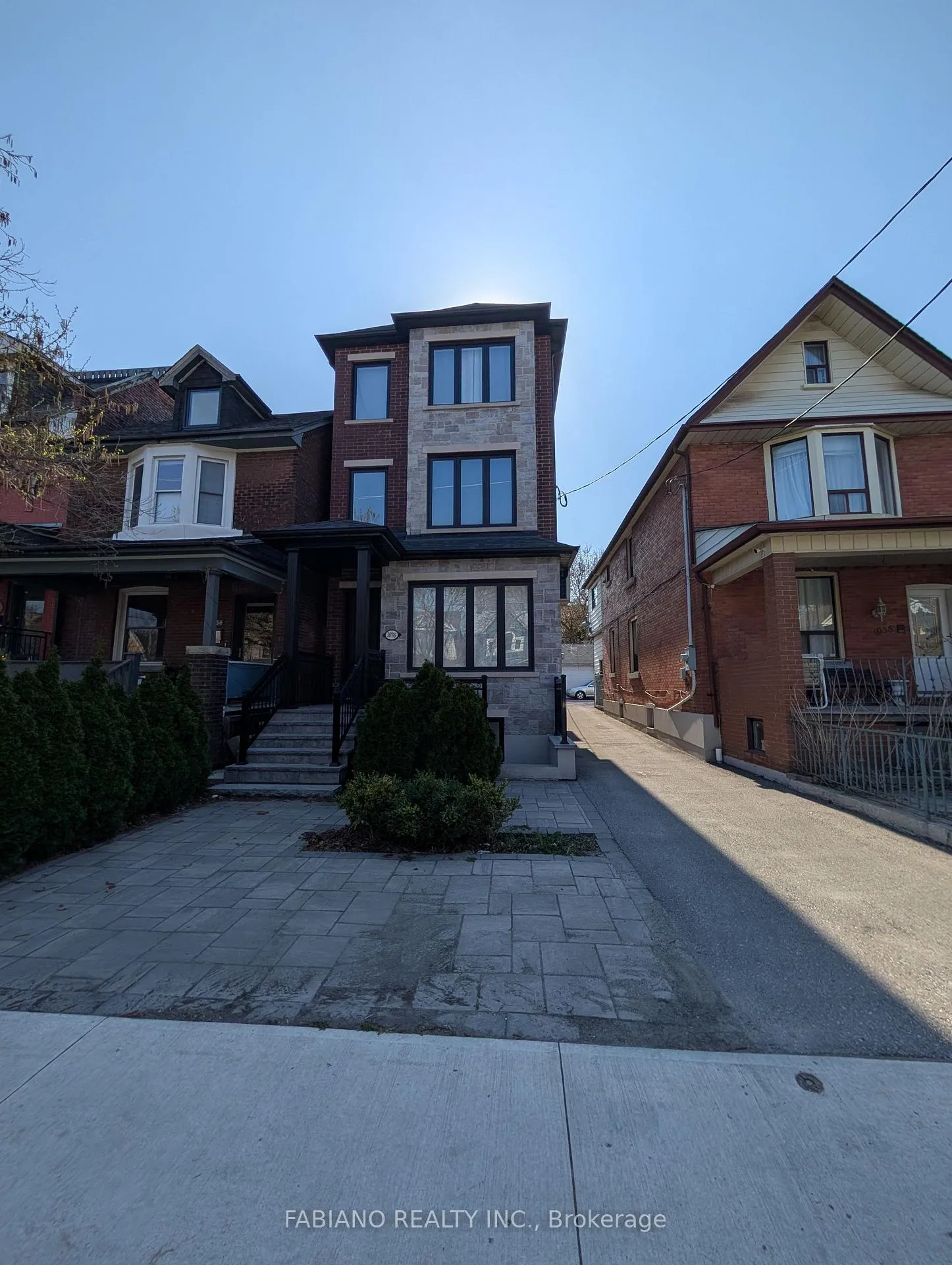 Front of Unit Lower, 1036 Dovercourt Road