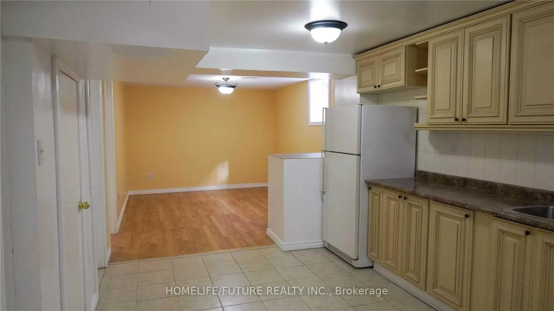 Photo 3 of Unit Bsmt, 1881 Fairport Road, Pickering, Dunbarton — HOMEH