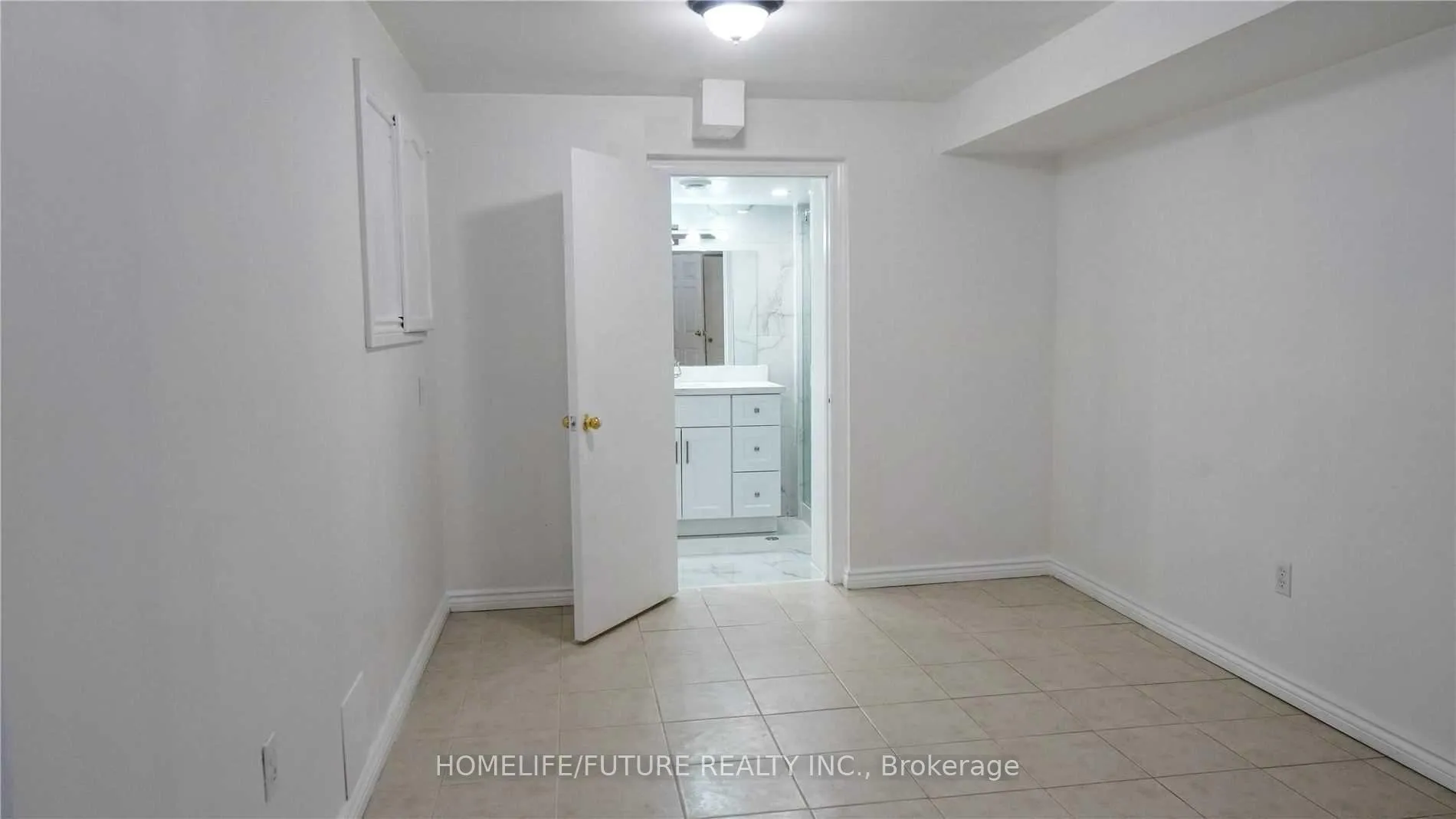 Photo 4 of Unit Bsmt, 1881 Fairport Road, Pickering, Dunbarton — HOMEH