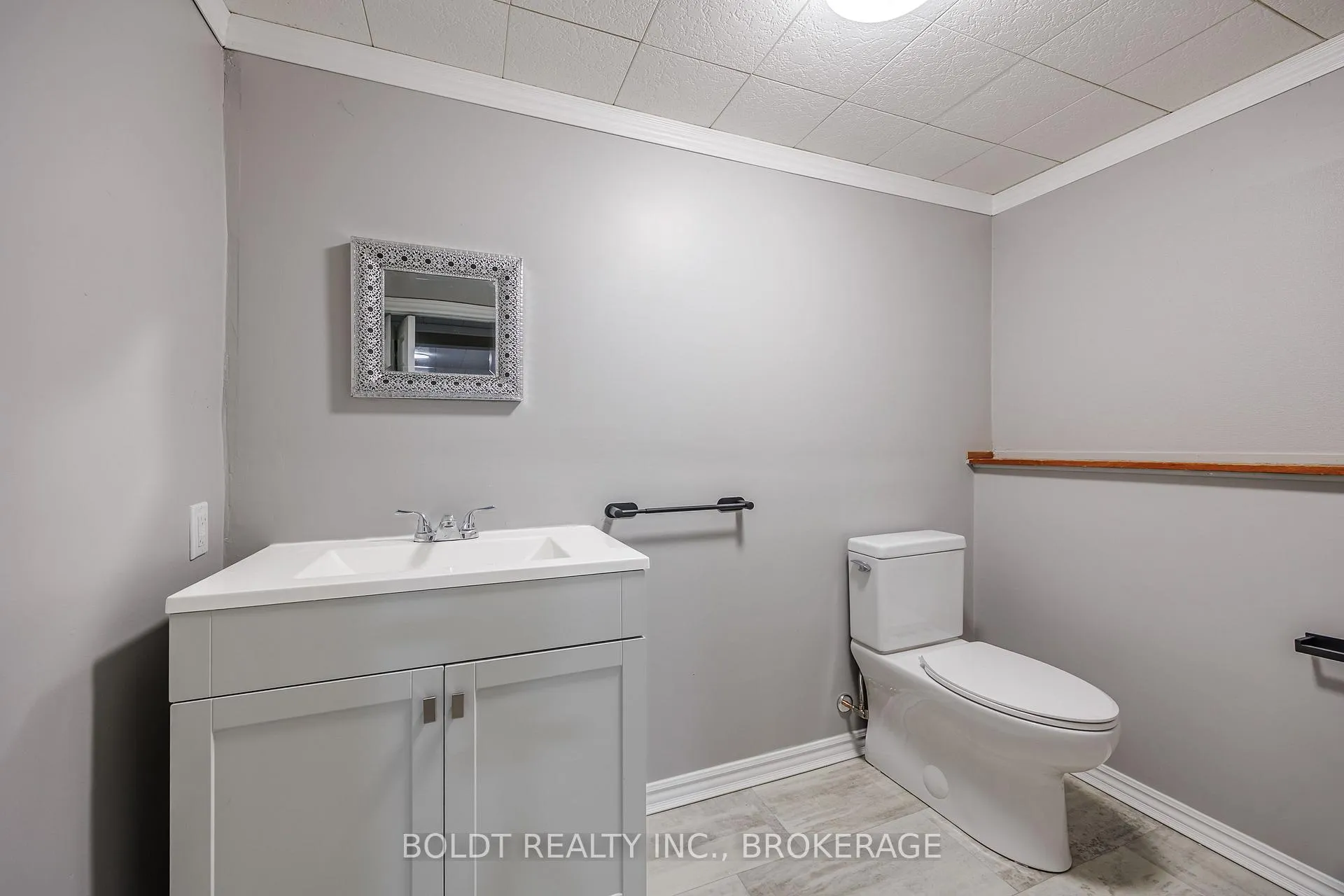 Photo 19 of 30 Lafayette Drive, St. Catharines, Lakeport — HOMEH