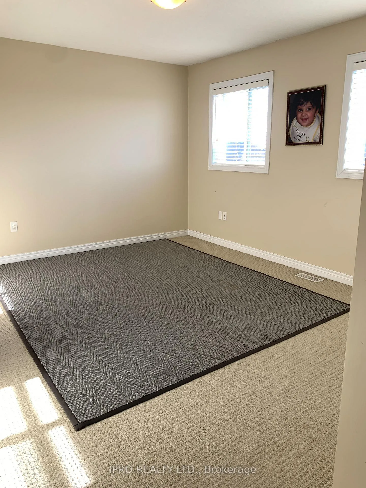 Photo 9 of 79 Oakes Crescent, Guelph, Grange Road — HOMEH