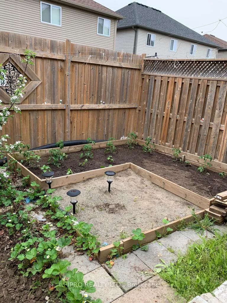 Photo 34 of 79 Oakes Crescent, Guelph, Grange Road — HOMEH