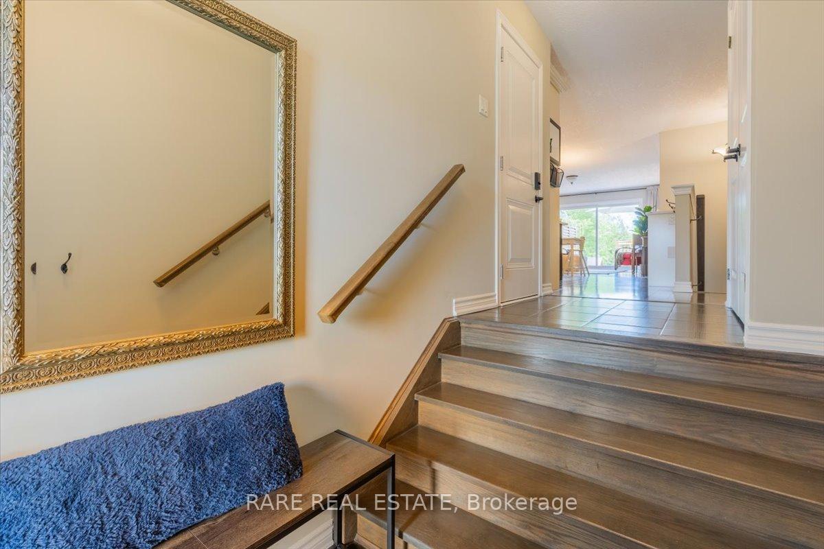 Photo 2 of 277 Quebec Street, Clearview, Stayner — HOMEH