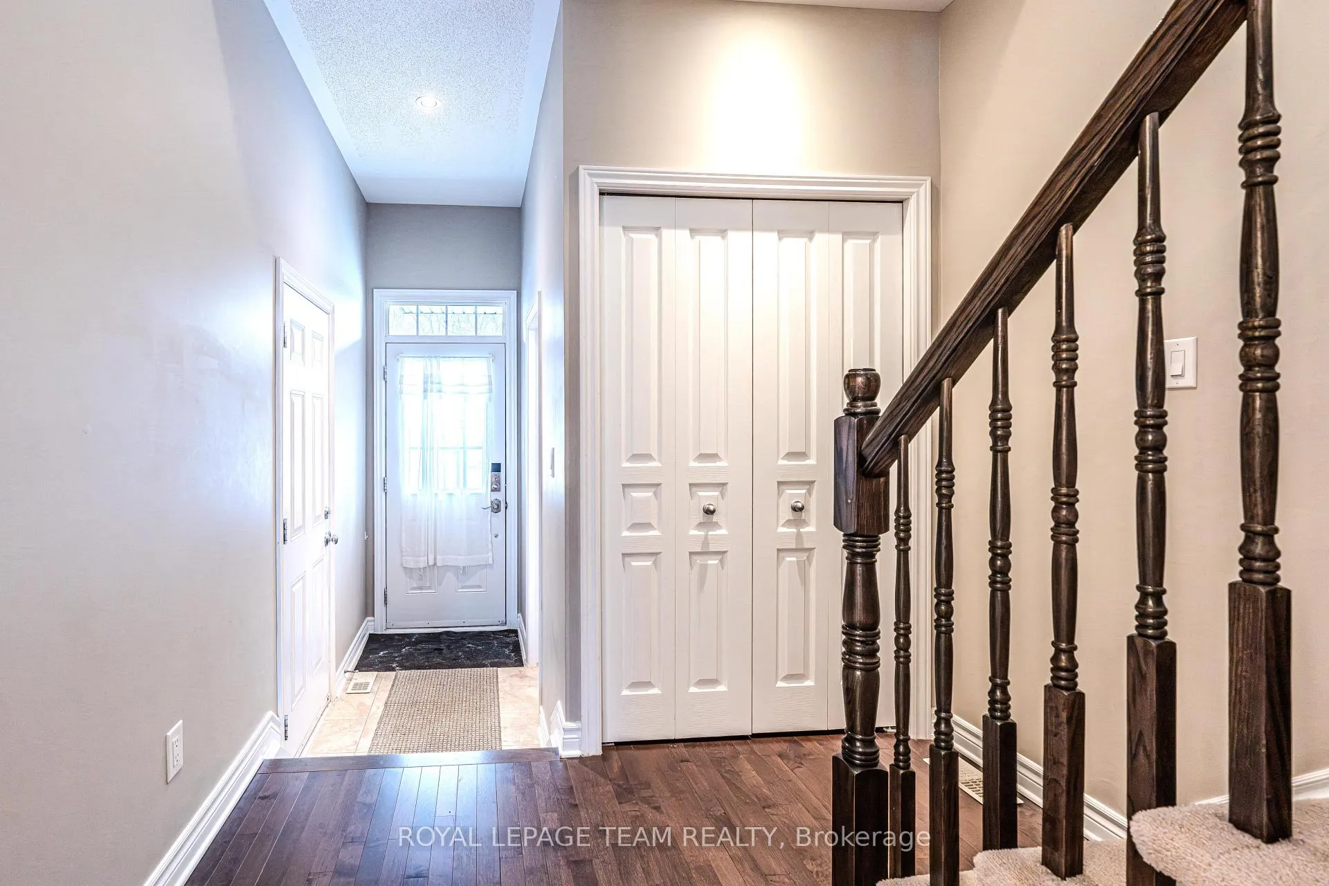 Photo 2 of 1070 Ottenbrite Crescent, Ottawa, Kanata - Kanata Lakes/Heritage Hills — HOMEH