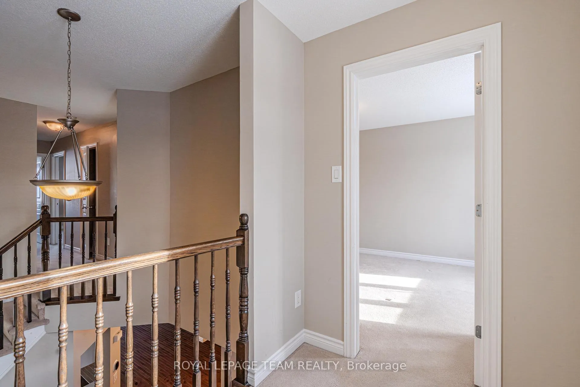 Photo 24 of 1070 Ottenbrite Crescent, Ottawa, Kanata - Kanata Lakes/Heritage Hills — HOMEH