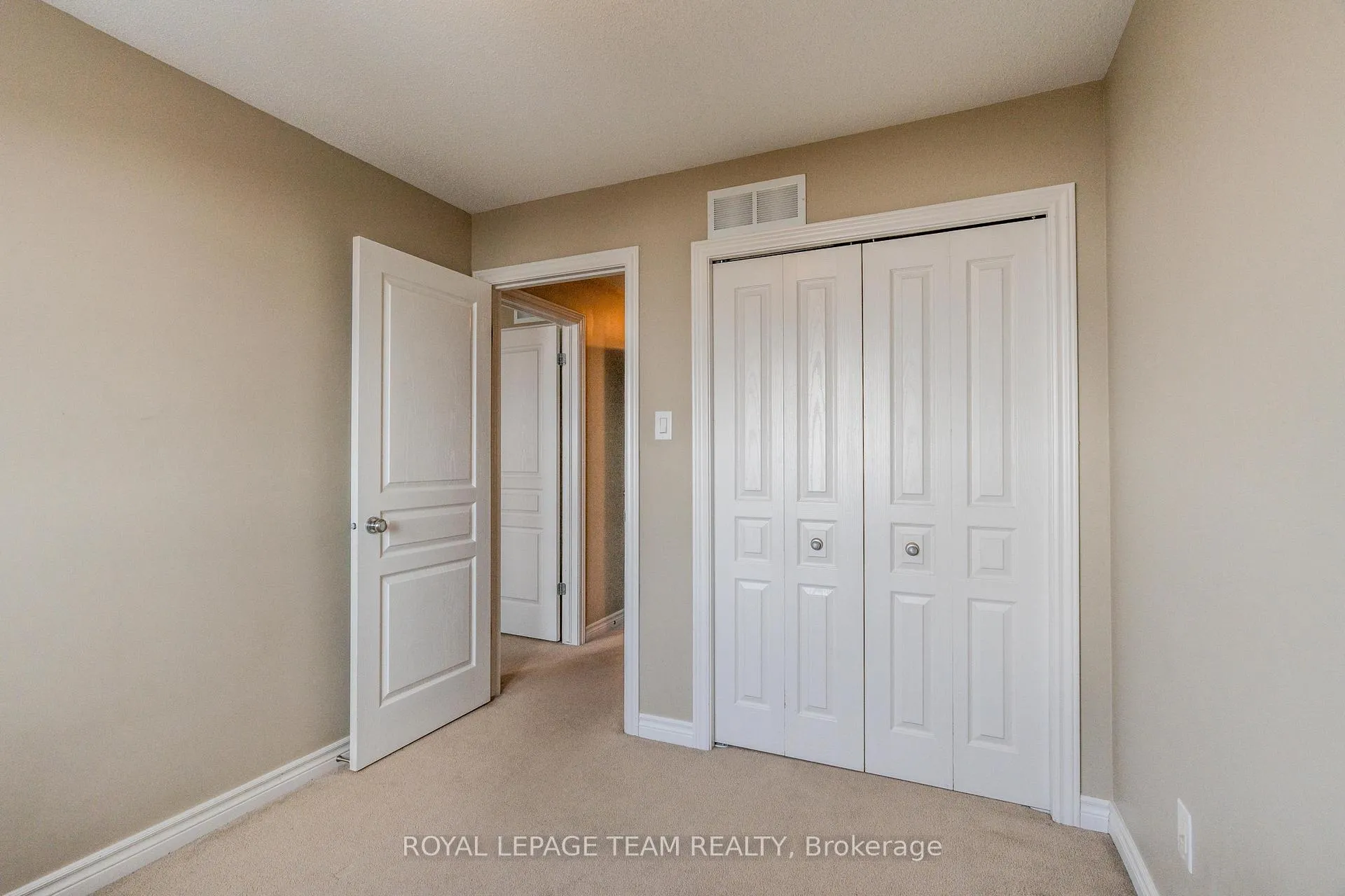 Photo 28 of 1070 Ottenbrite Crescent, Ottawa, Kanata - Kanata Lakes/Heritage Hills — HOMEH