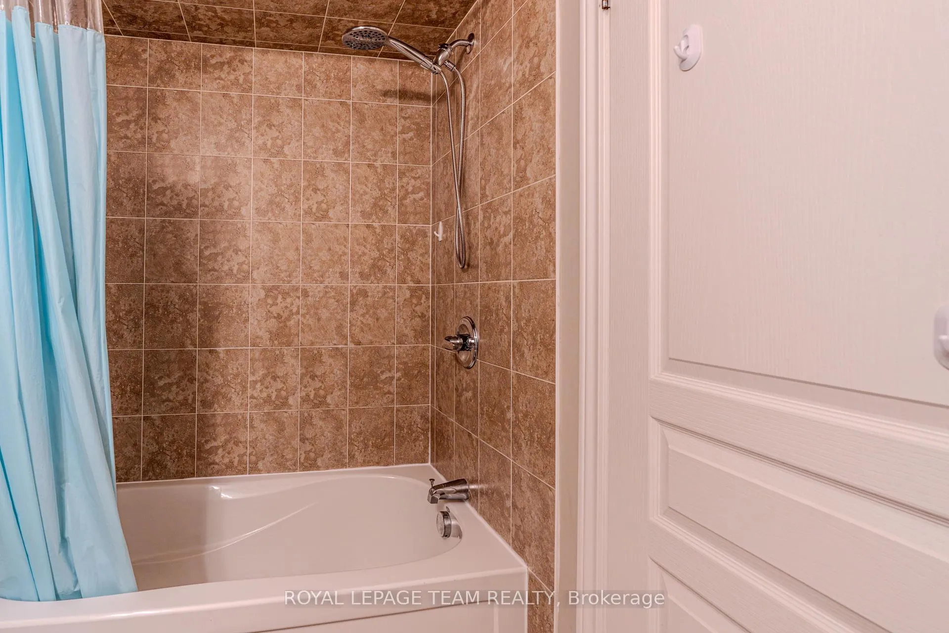 Photo 35 of 1070 Ottenbrite Crescent, Ottawa, Kanata - Kanata Lakes/Heritage Hills — HOMEH