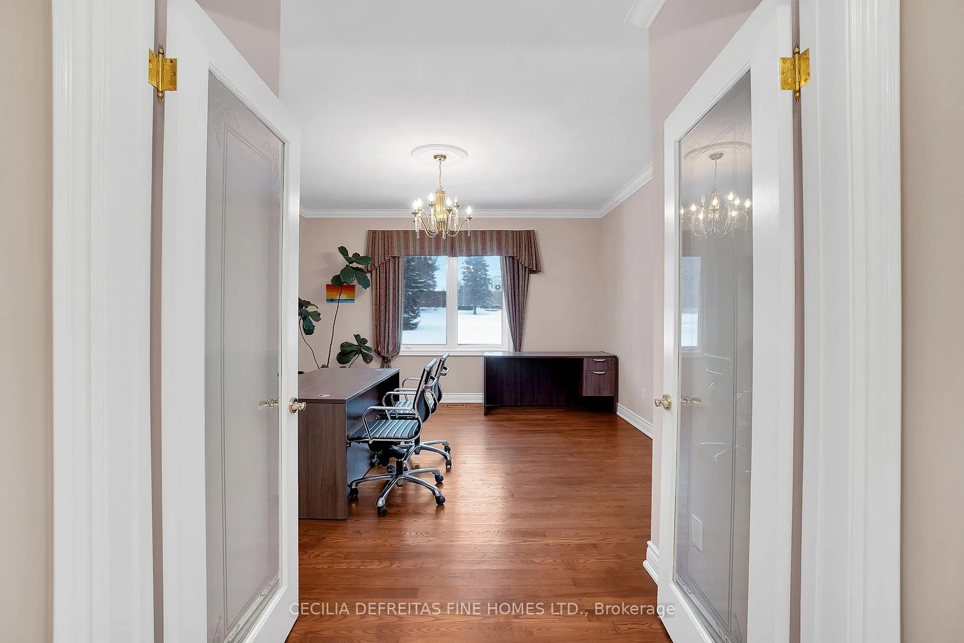 Photo 18 of 38 Orico Court, Vaughan, Kleinburg — HOMEH