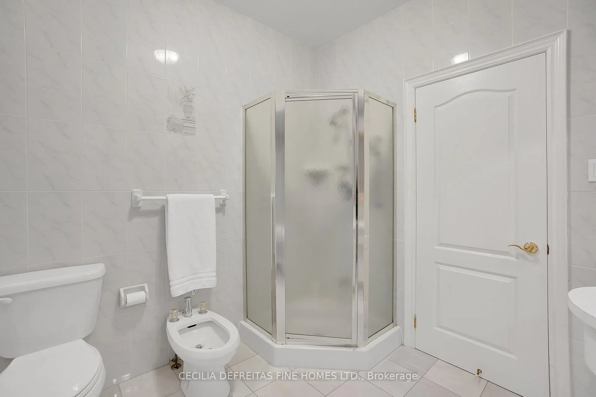 Photo 29 of 38 Orico Court, Vaughan, Kleinburg — HOMEH