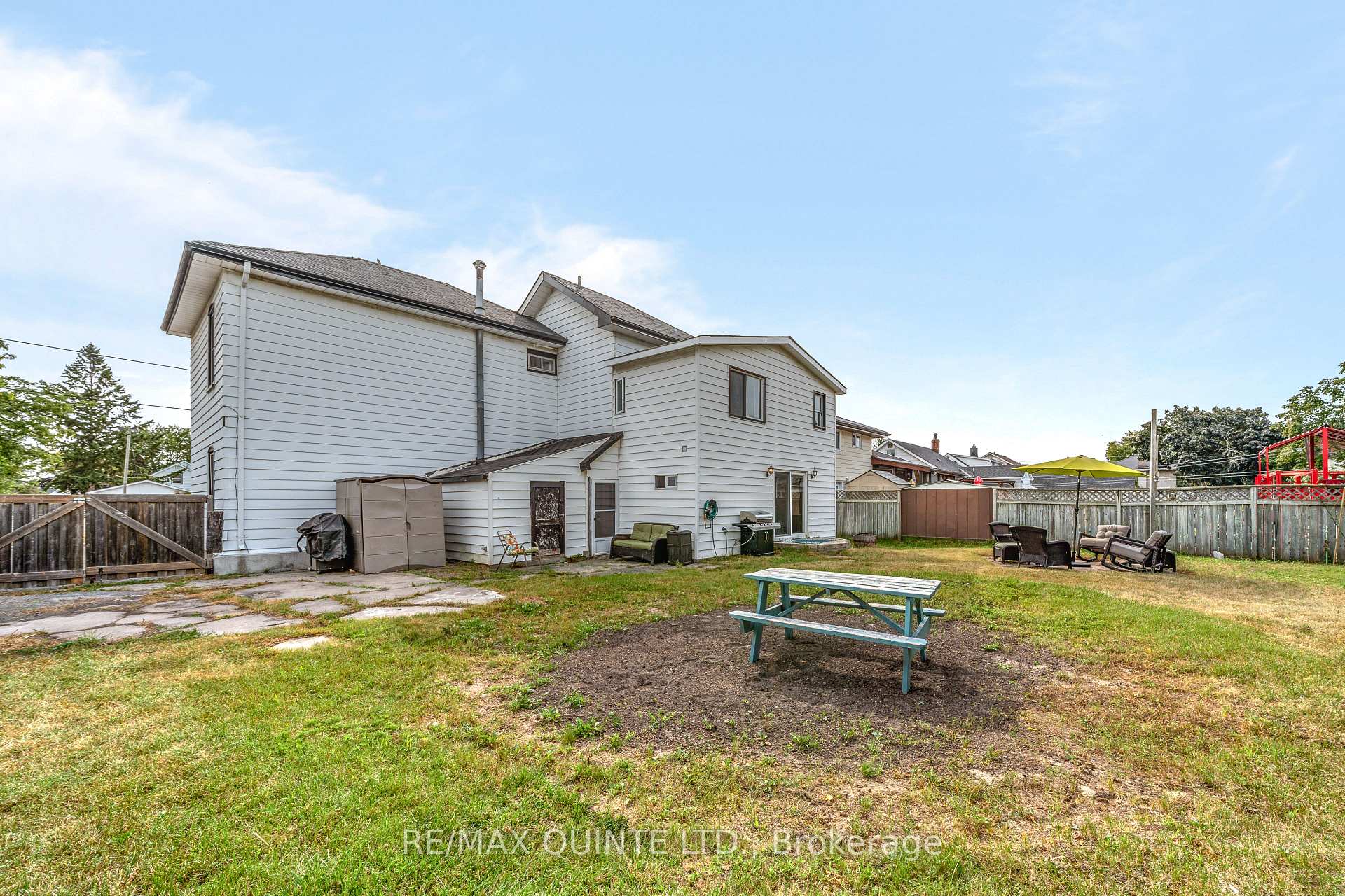 Photo 34 of 70 Sinclair Street, Belleville, Belleville Ward — HOMEH
