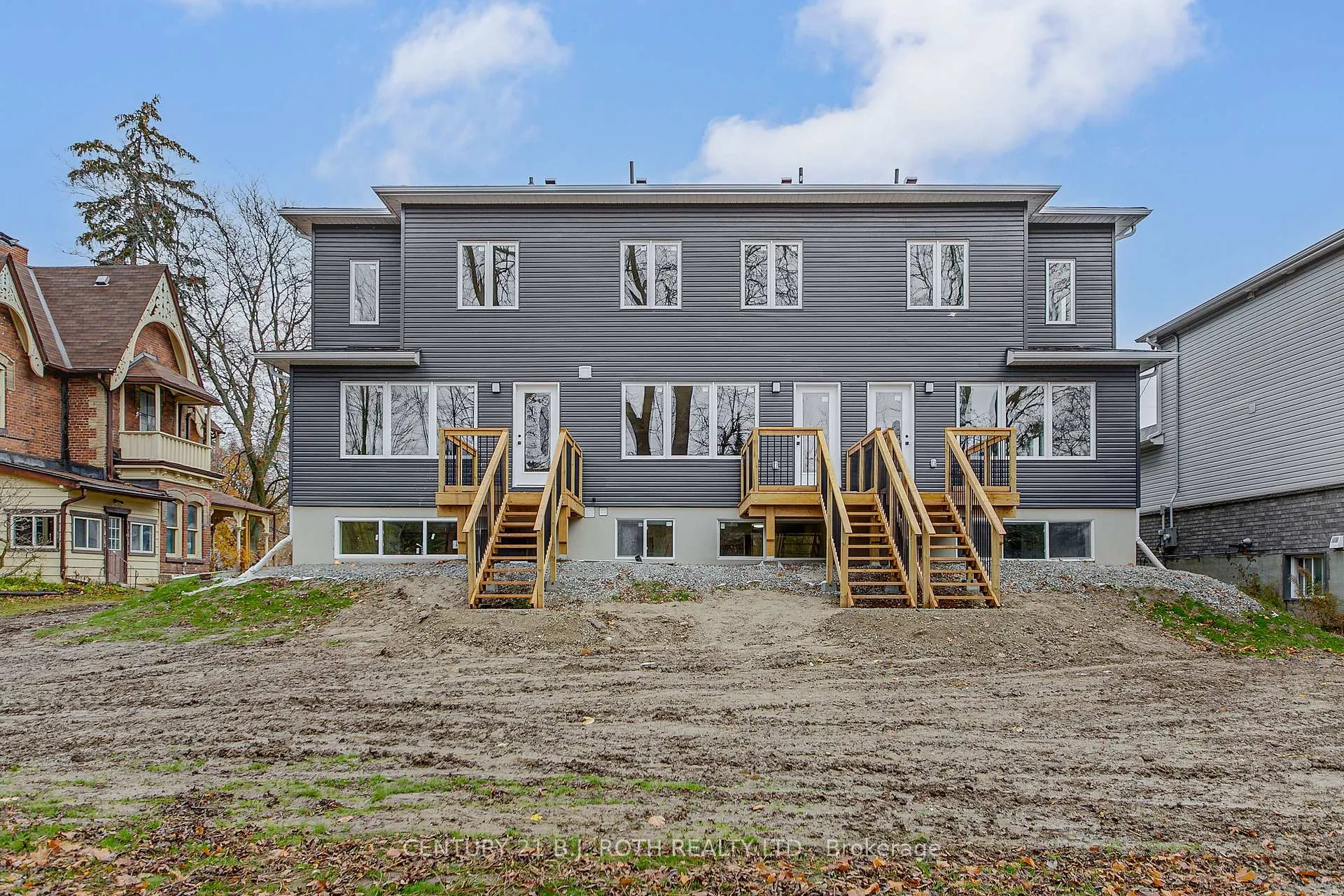 Photo 11 of Unit 3, 82 Peel Street, Barrie, Wellington — HOMEH