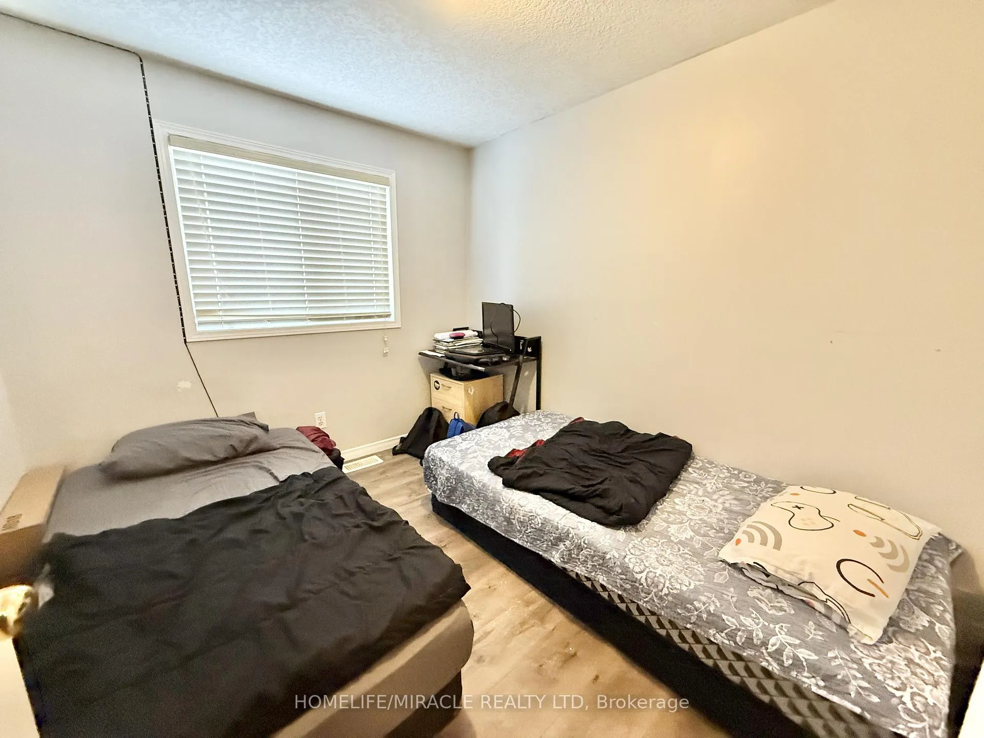 Photo 16 of 22 Madeleine Street, Kitchener, Huron Park — HOMEH