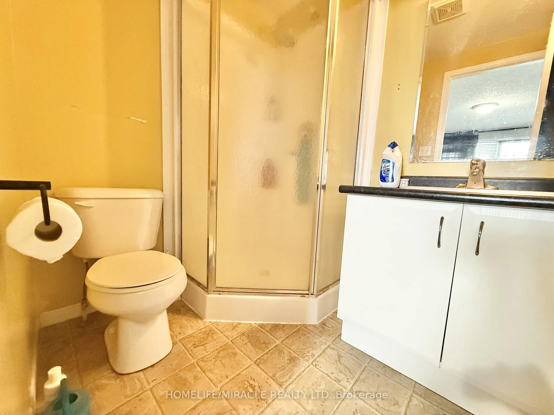 Photo 20 of 22 Madeleine Street, Kitchener, Huron Park — HOMEH