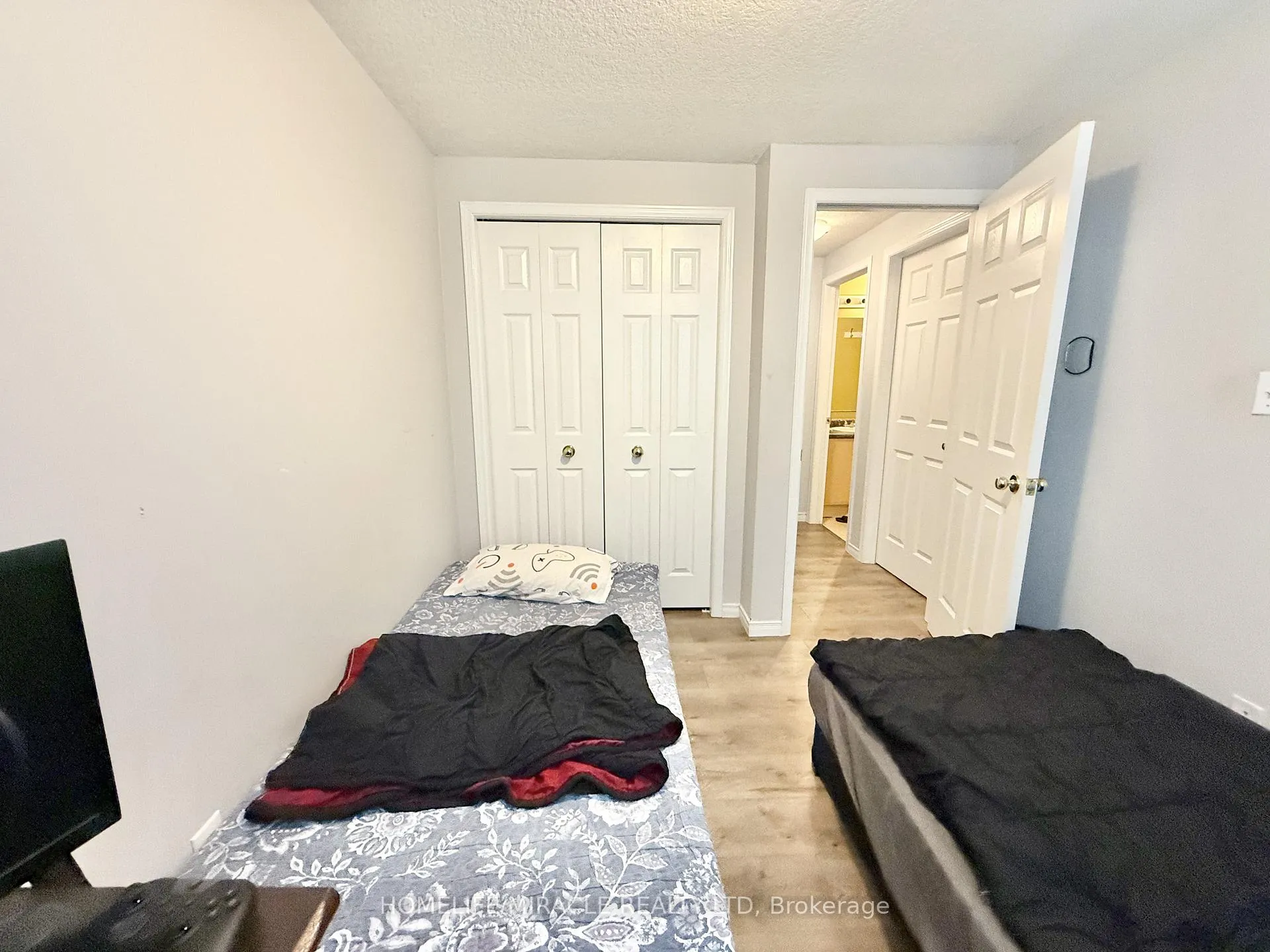 Photo 21 of 22 Madeleine Street, Kitchener, Huron Park — HOMEH