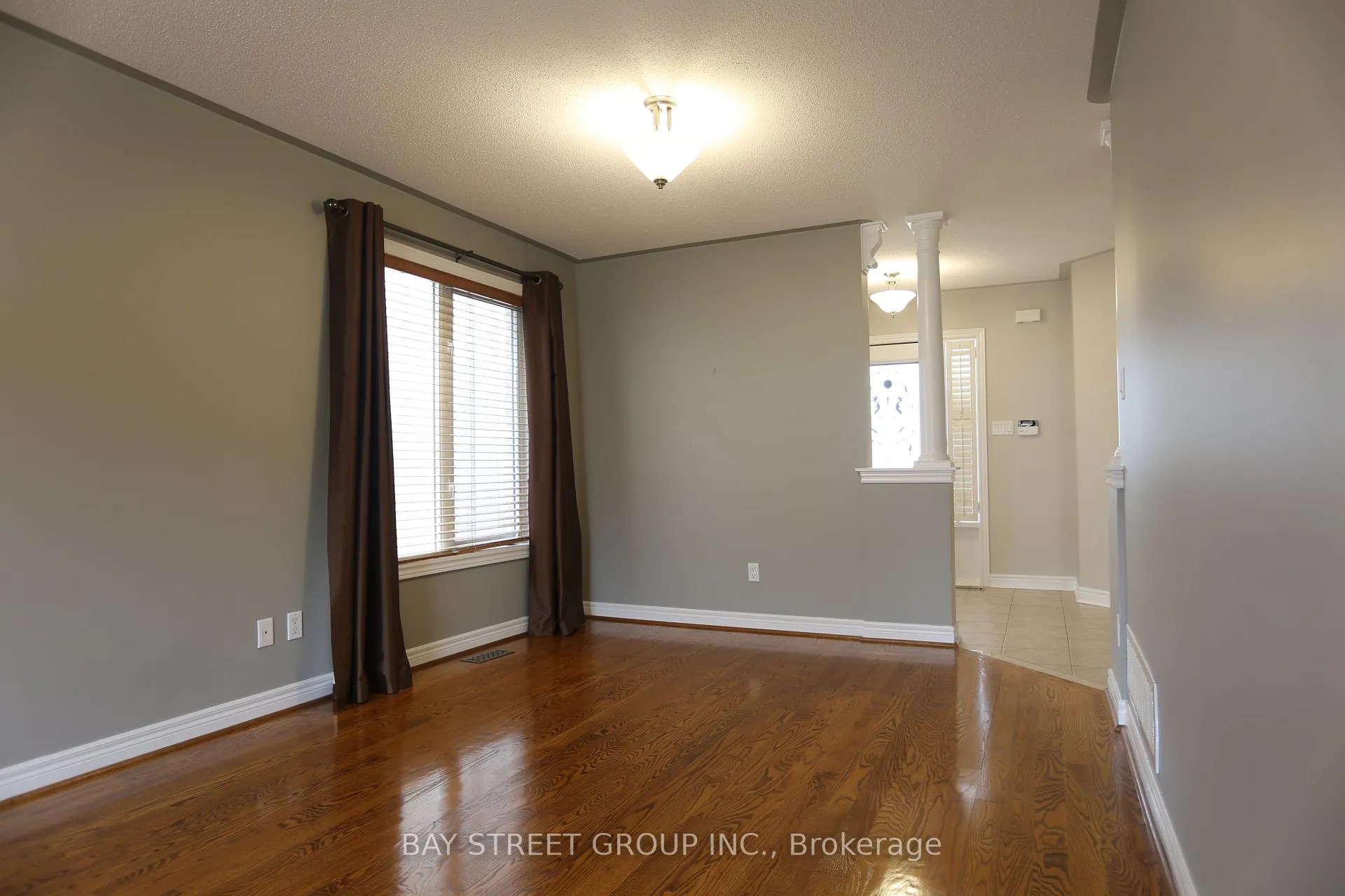 Photo 15 of 343 Vellore Avenue, Vaughan, Vellore Village — HOMEH