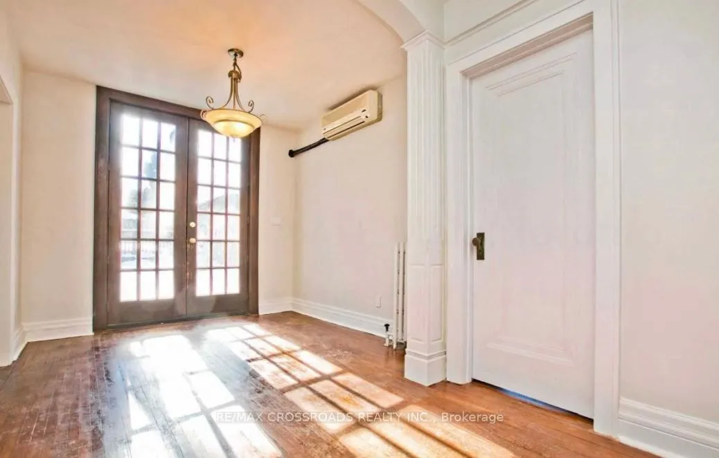 Photo 6 of Unit Main, 65 Lawrence Avenue E, Toronto, Lawrence Park South — HOMEH