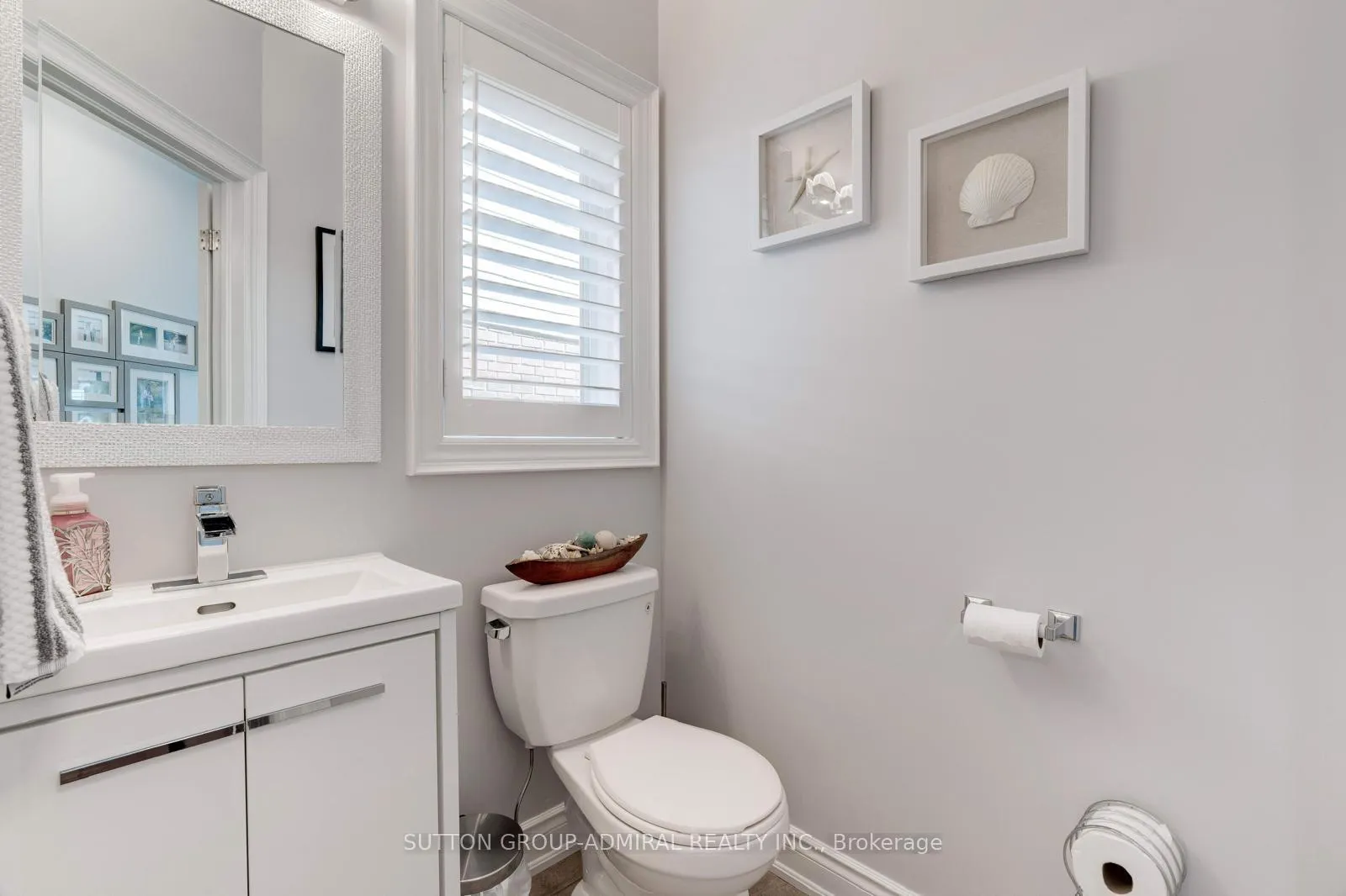 Photo 12 of 23 Colorado Boulevard, Hamilton, Rural Glanbrook — HOMEH