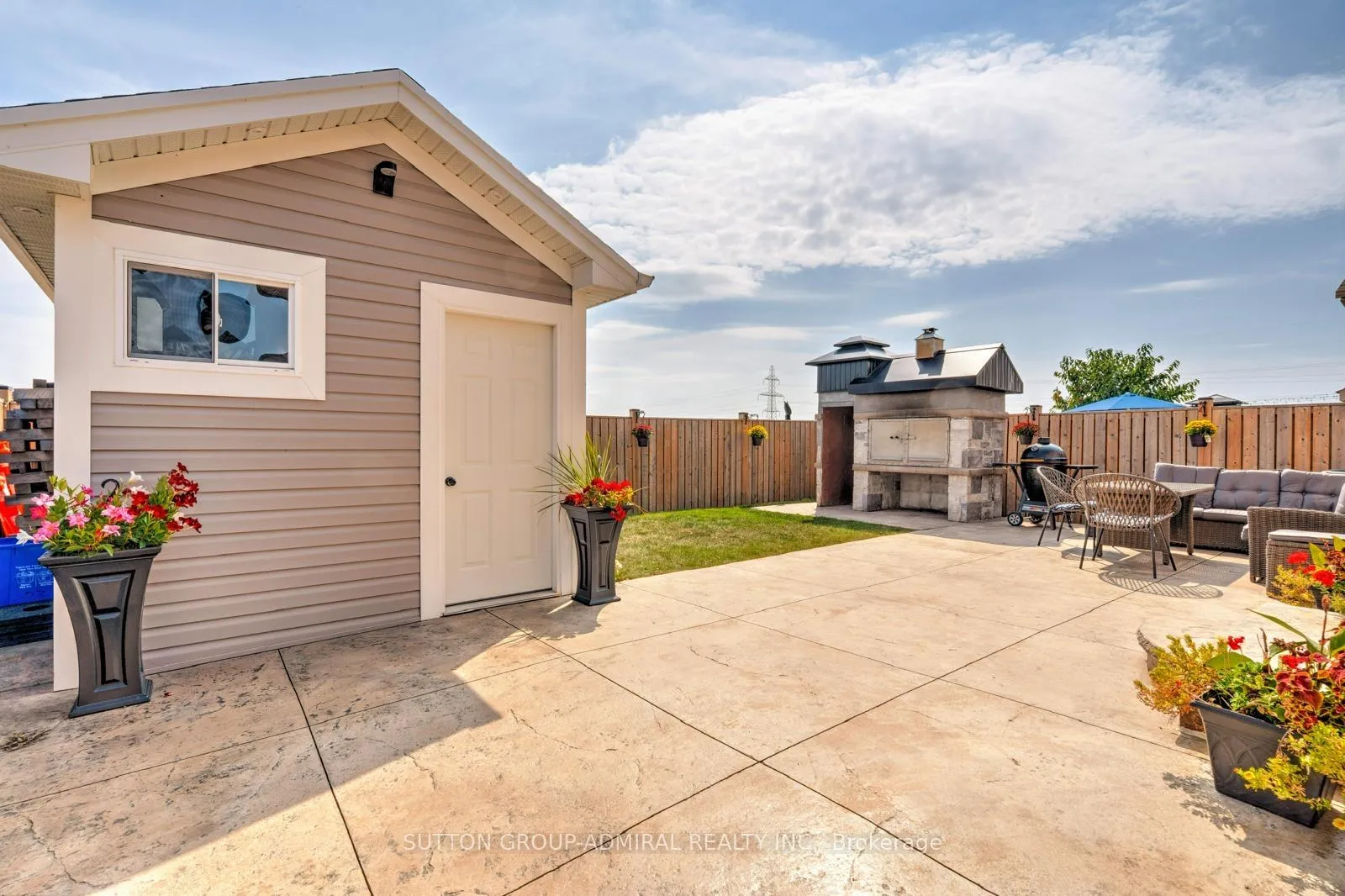 Photo 17 of 23 Colorado Boulevard, Hamilton, Rural Glanbrook — HOMEH