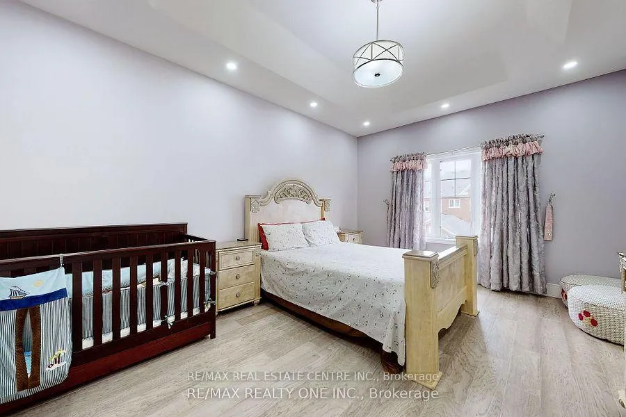 Photo 18 of 59 Dunedin Drive, Vaughan, Kleinburg — HOMEH