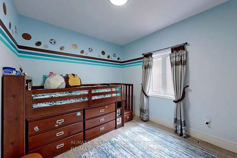 Photo 27 of 59 Dunedin Drive, Vaughan, Kleinburg — HOMEH