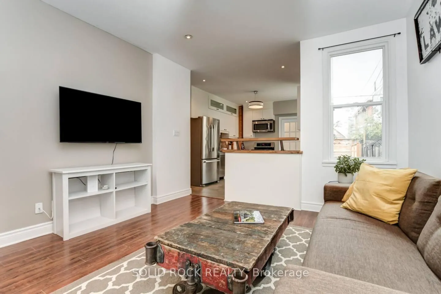Photo 4 of 146 Arthur Street, Ottawa, West Centre Town — HOMEH