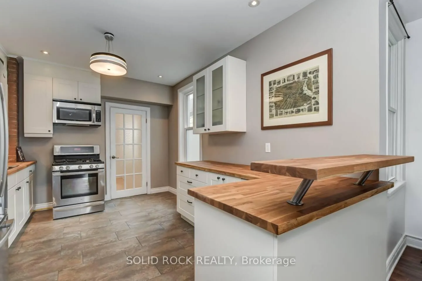 Photo 11 of 146 Arthur Street, Ottawa, West Centre Town — HOMEH
