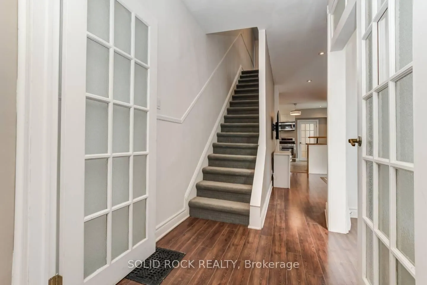 Photo 21 of 146 Arthur Street, Ottawa, West Centre Town — HOMEH
