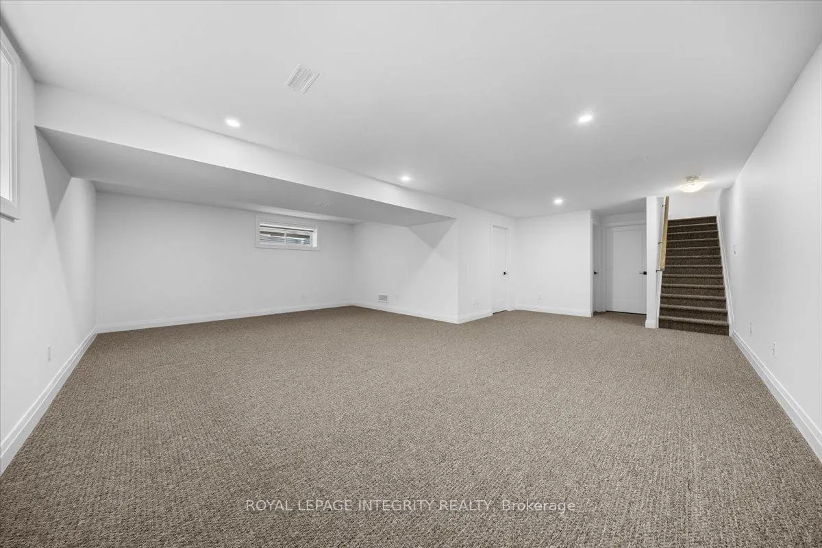 Photo 18 of 21 Angel Heights, Ottawa, Stittsville (South) — HOMEH