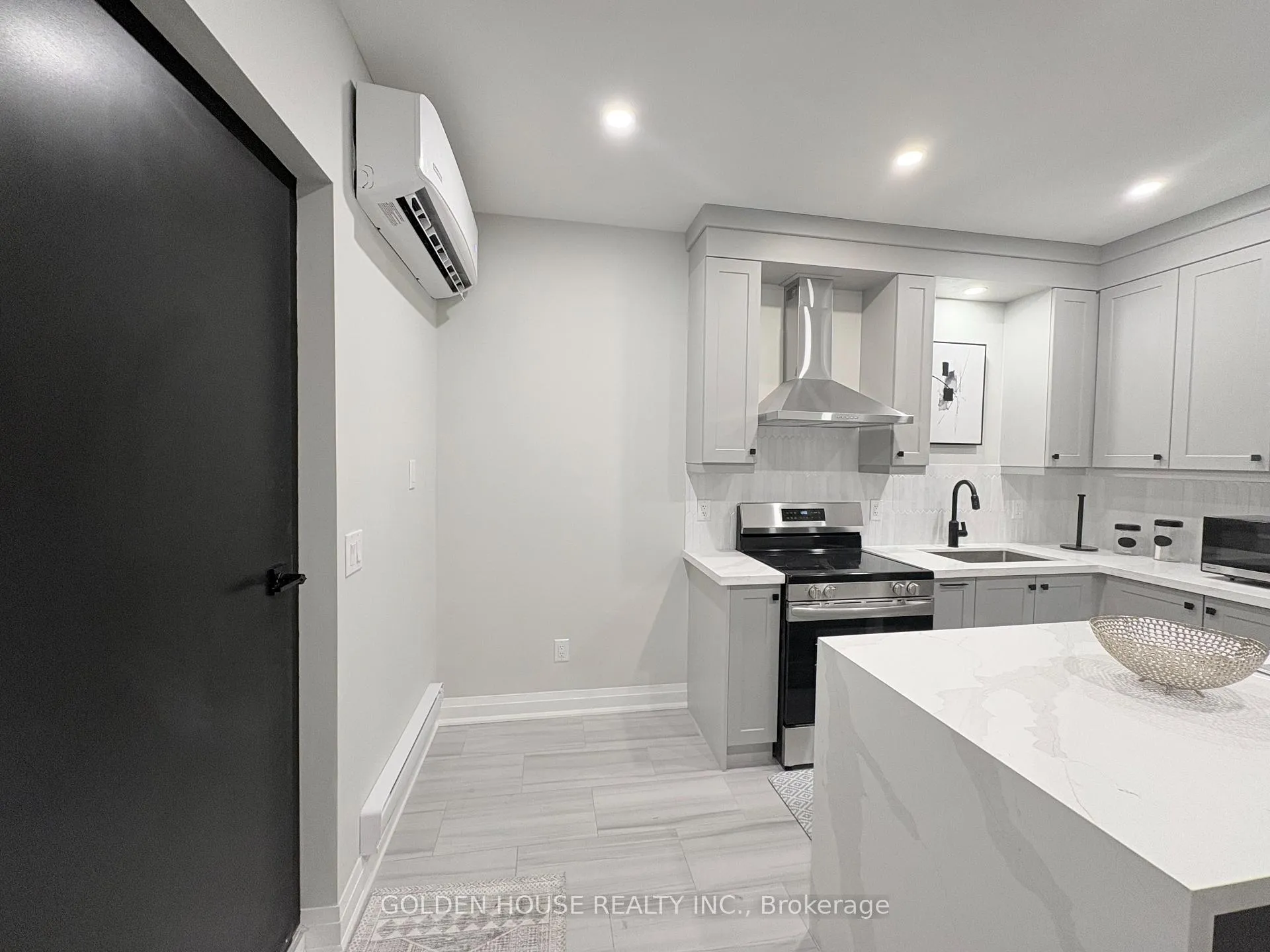 Photo 6 of Unit 2, 1132 Queen Street W, Toronto, Little Portugal — HOMEH