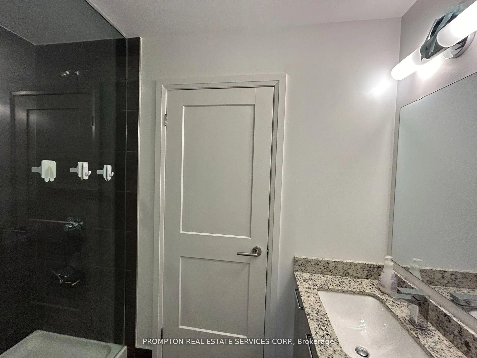 Photo 5 of 82 Village Parkway, Markham, Unionville — HOMEH