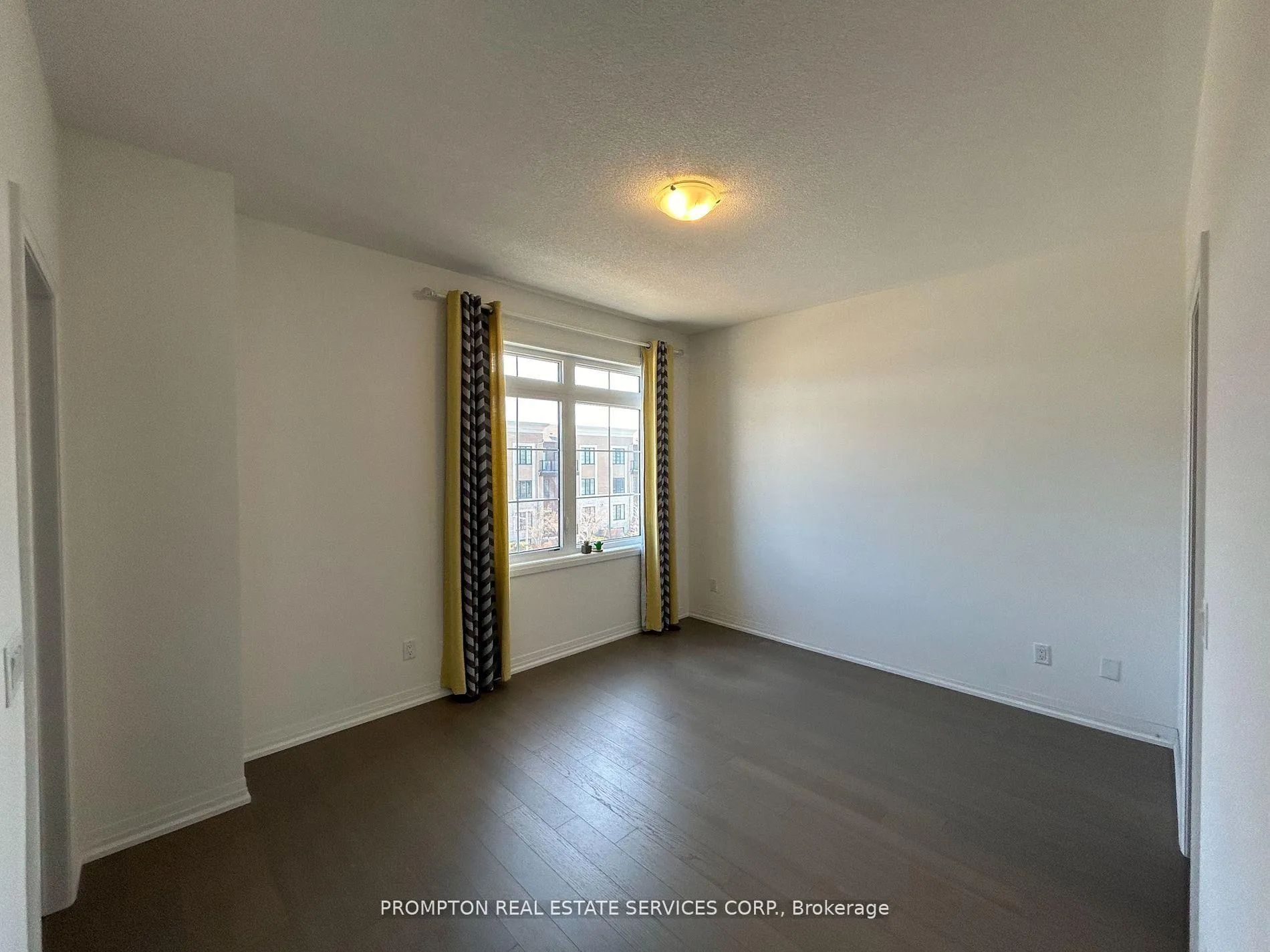 Photo 13 of 82 Village Parkway, Markham, Unionville — HOMEH