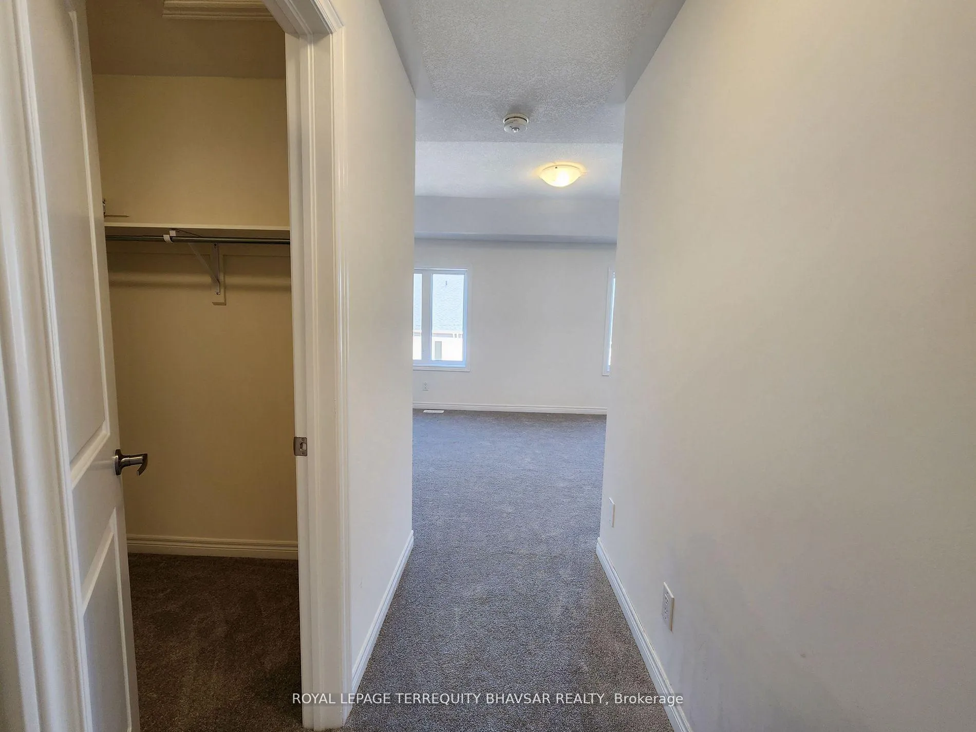 Photo 19 of 17 Roywood Street, Kitchener — HOMEH