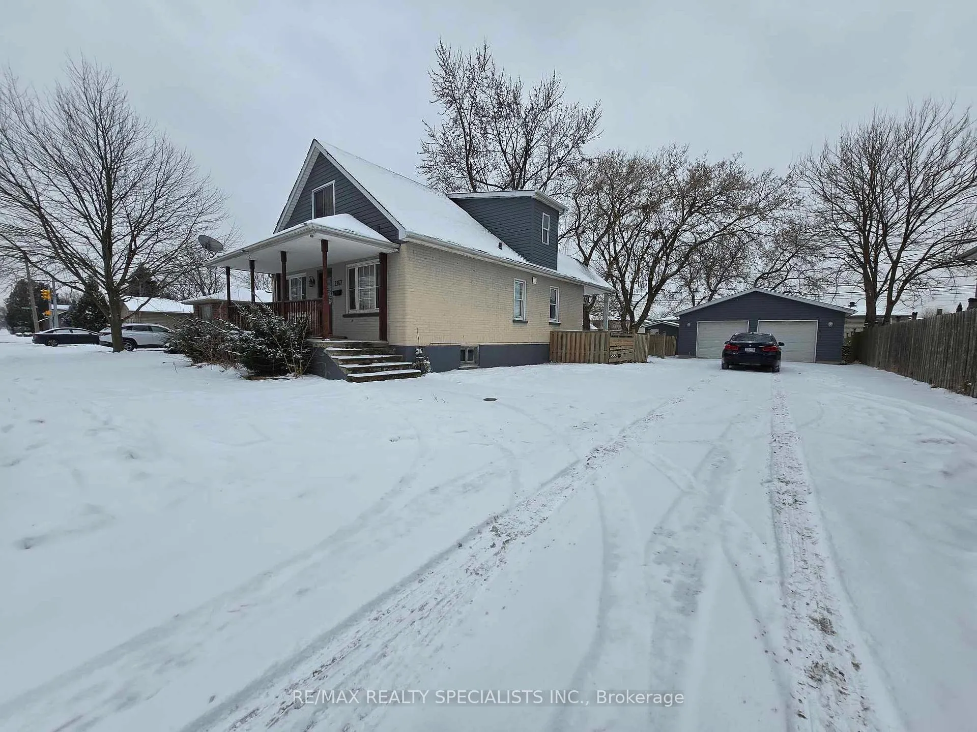 Photo 1 of Unit LOWER, 2167 Dominion Boulevard E, Windsor — HOMEH