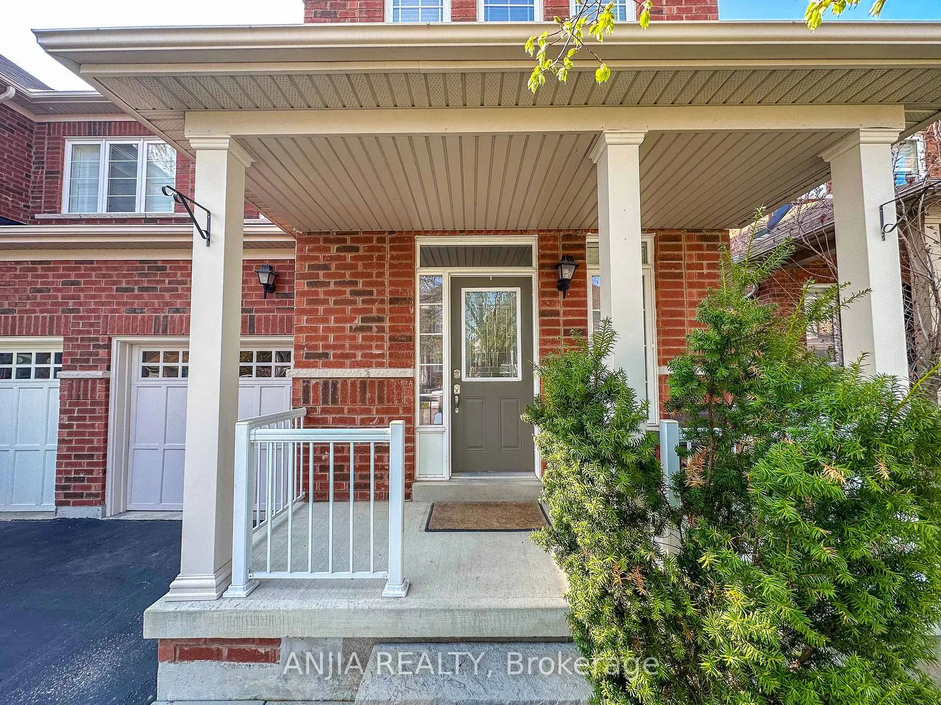 Photo 4 of 21 Fitzroy Avenue, Markham, Wismer — HOMEH