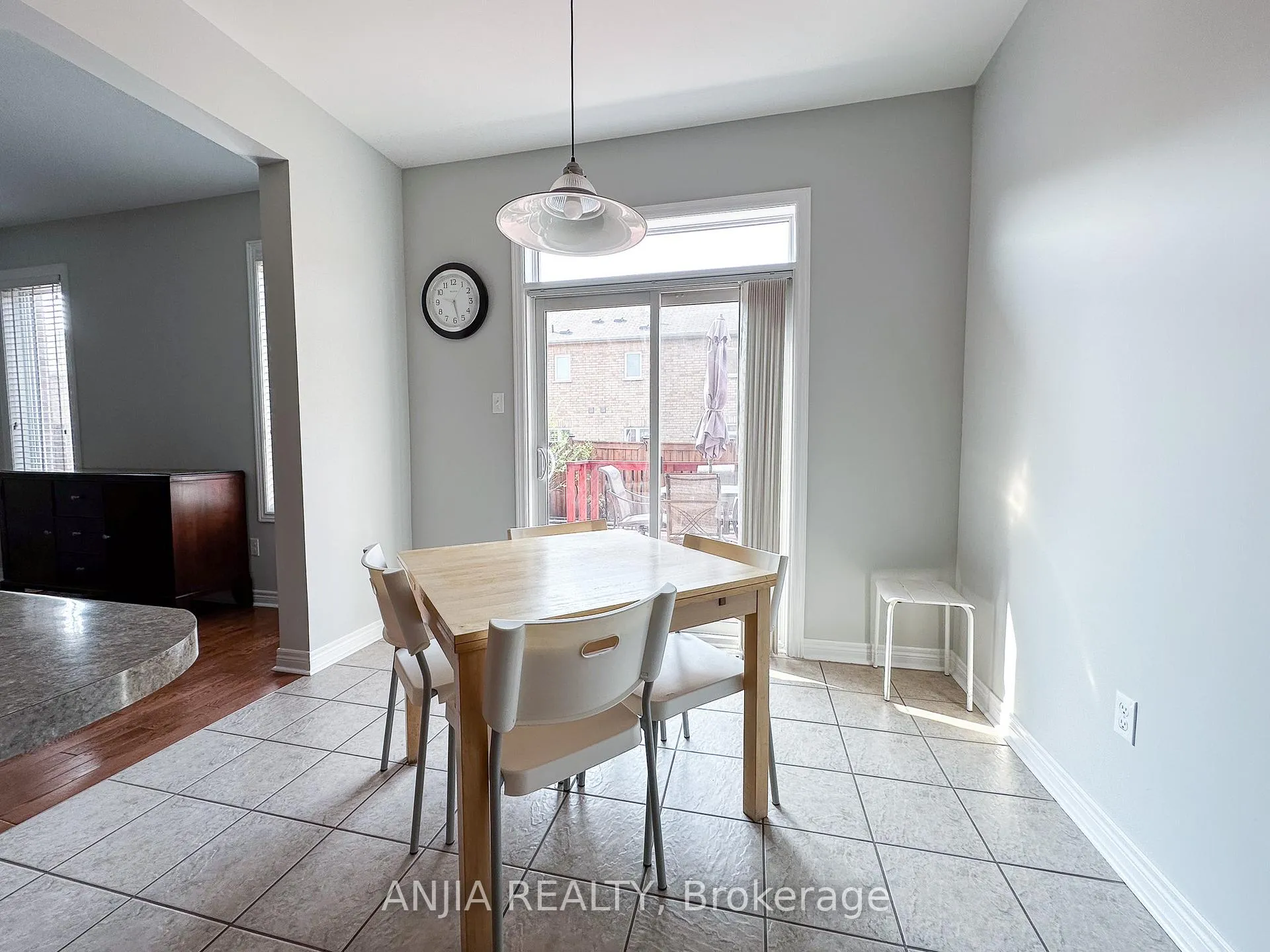 Photo 10 of 21 Fitzroy Avenue, Markham, Wismer — HOMEH