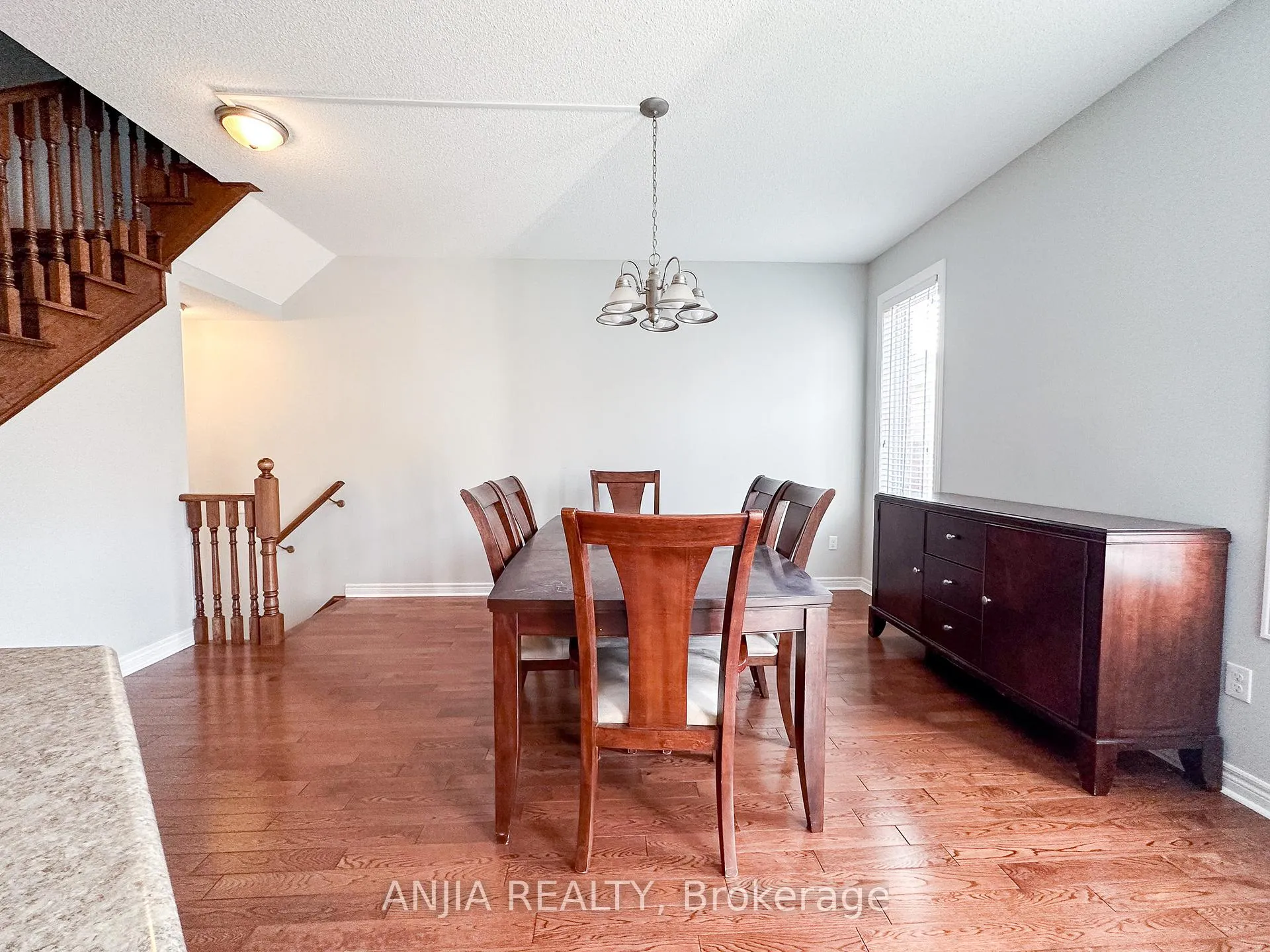 Photo 11 of 21 Fitzroy Avenue, Markham, Wismer — HOMEH